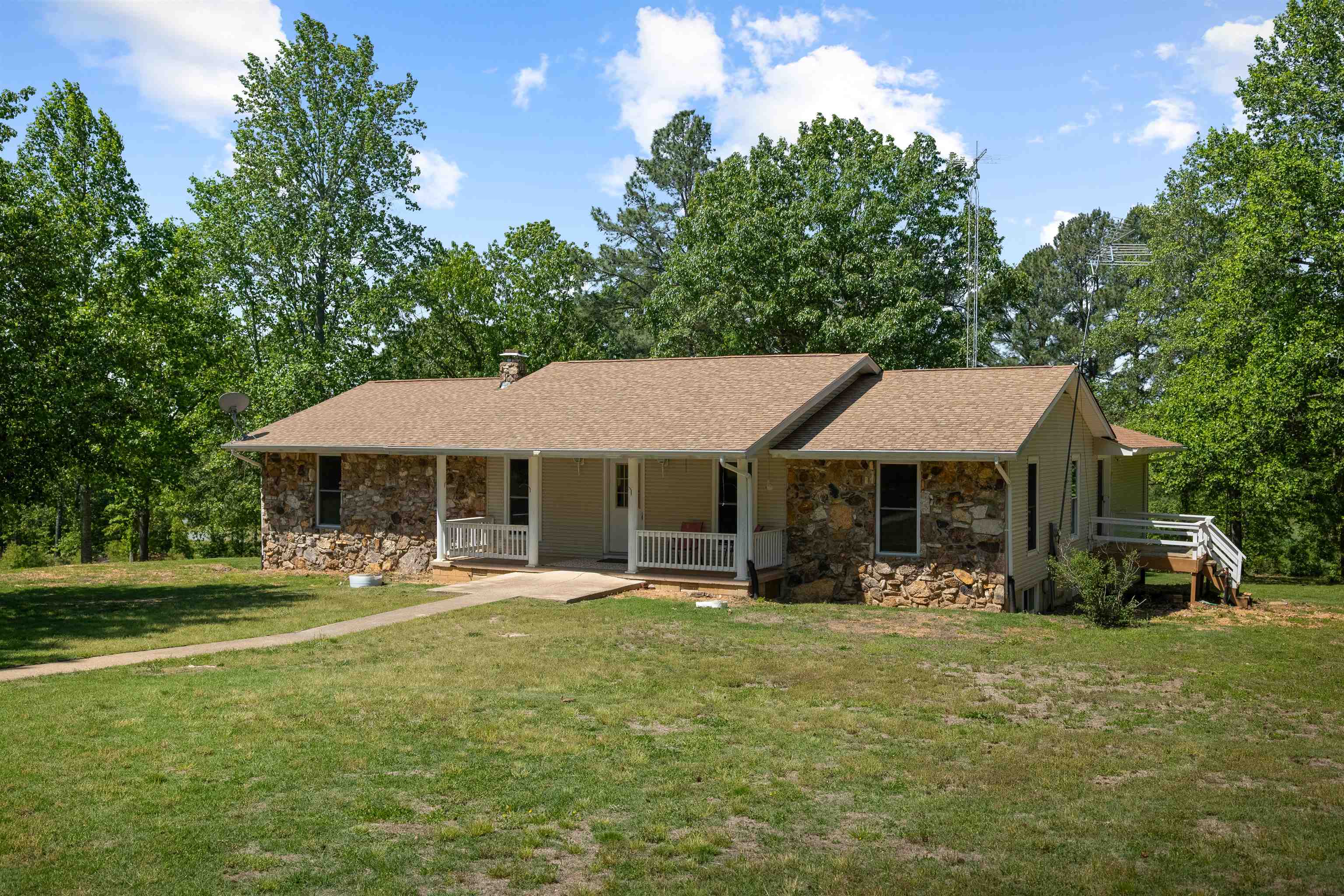 3555 Highway 167 Property Photo 7