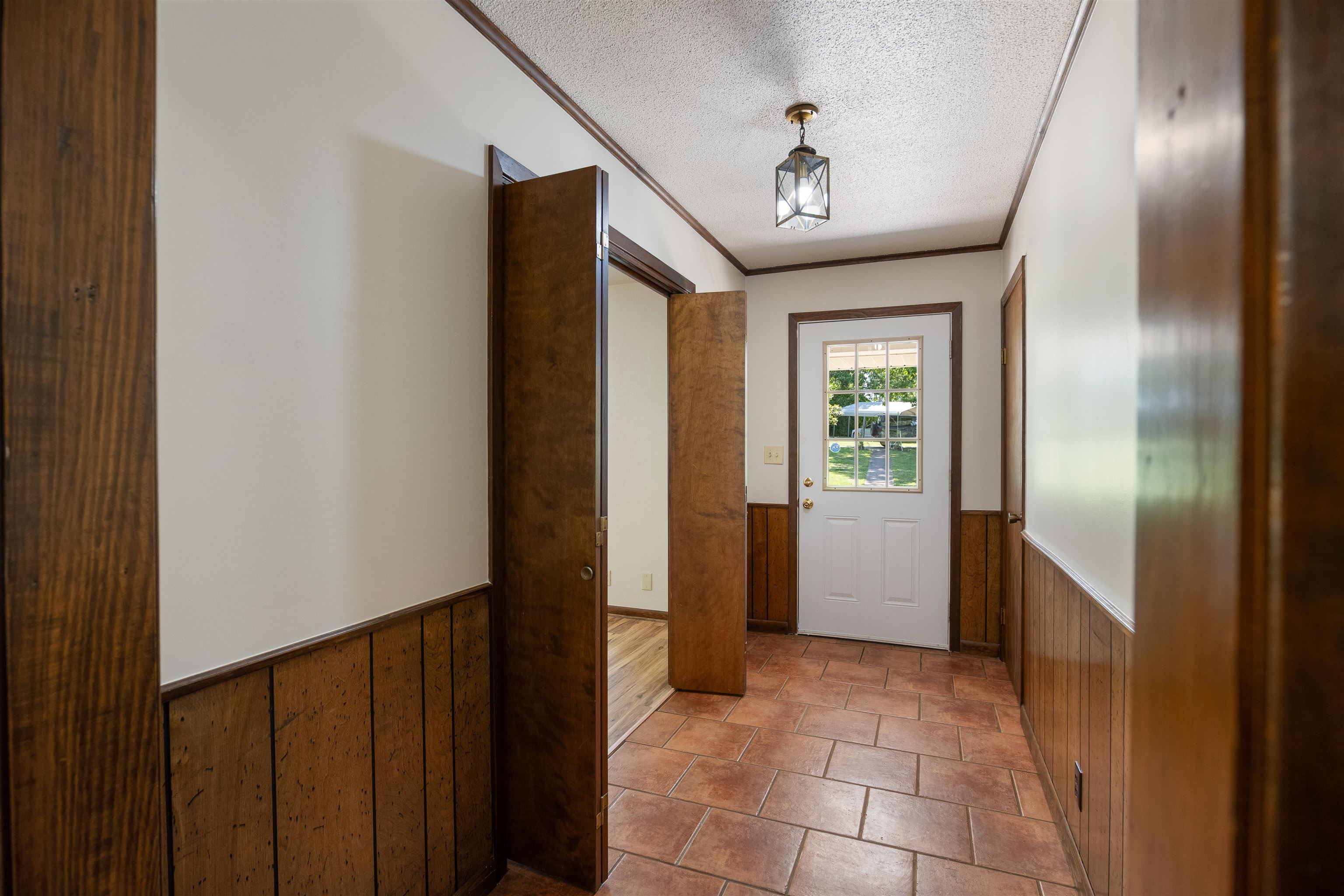 3555 Highway 167 Property Photo 9