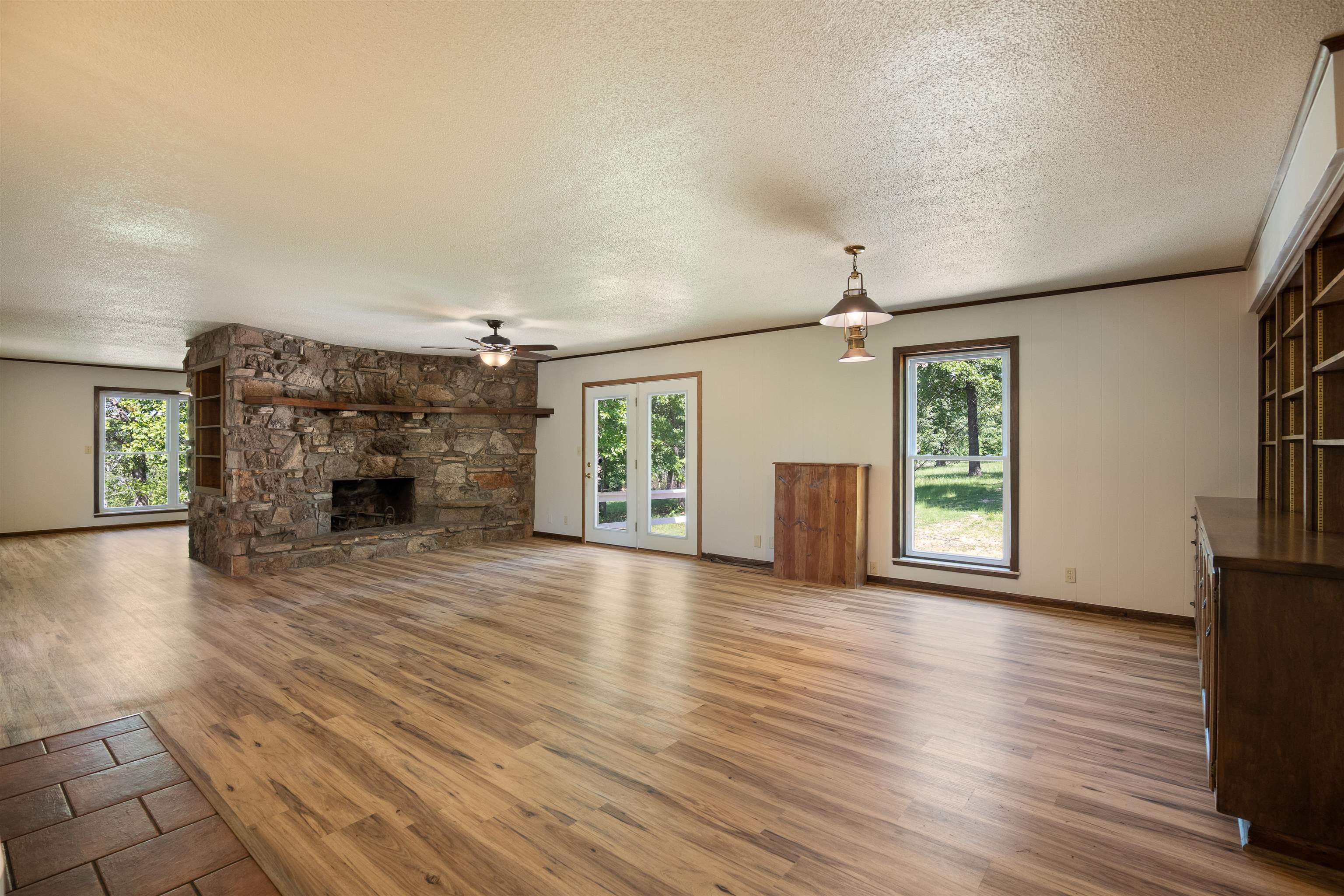 3555 Highway 167 Property Photo 11