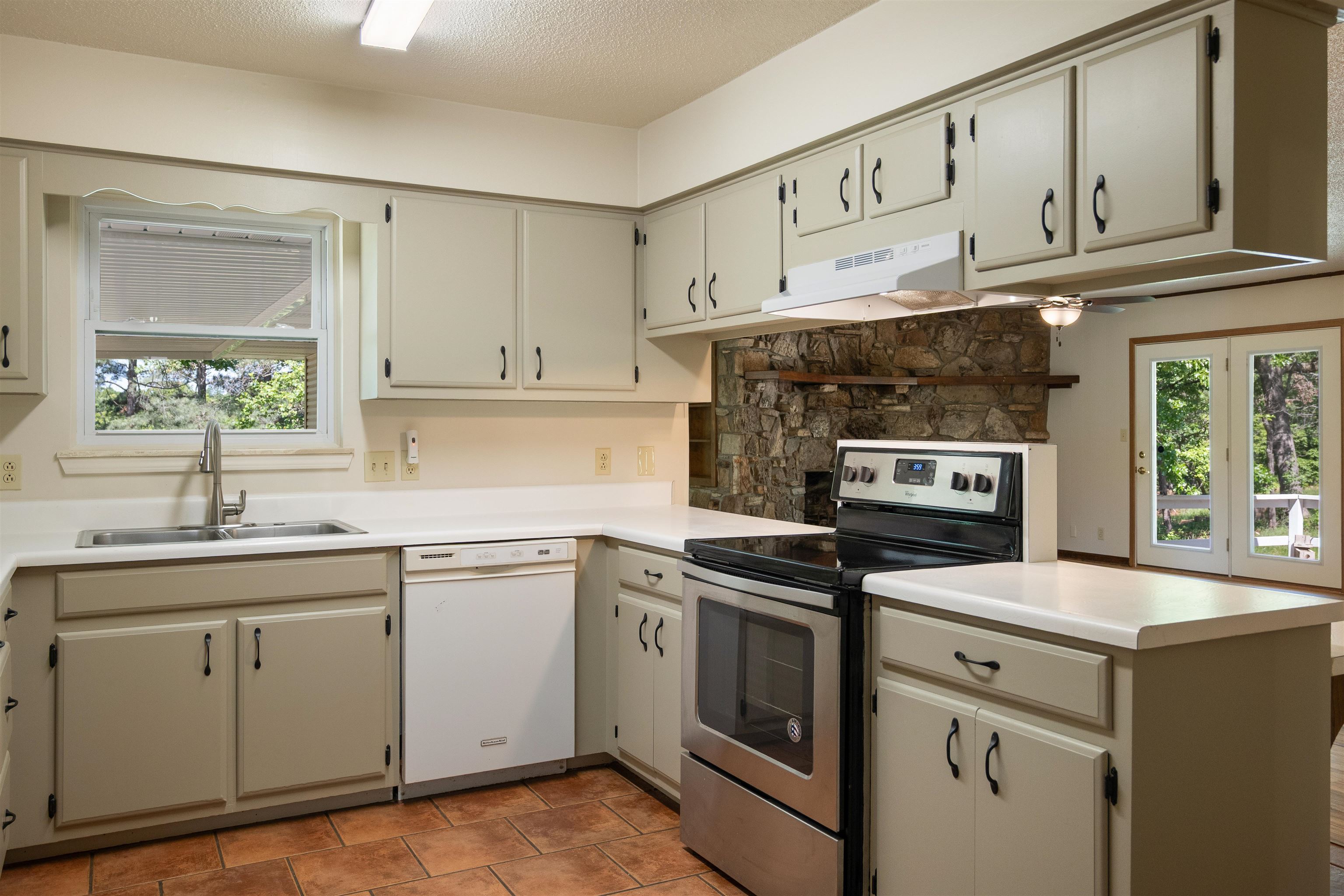 3555 Highway 167 Property Photo 19