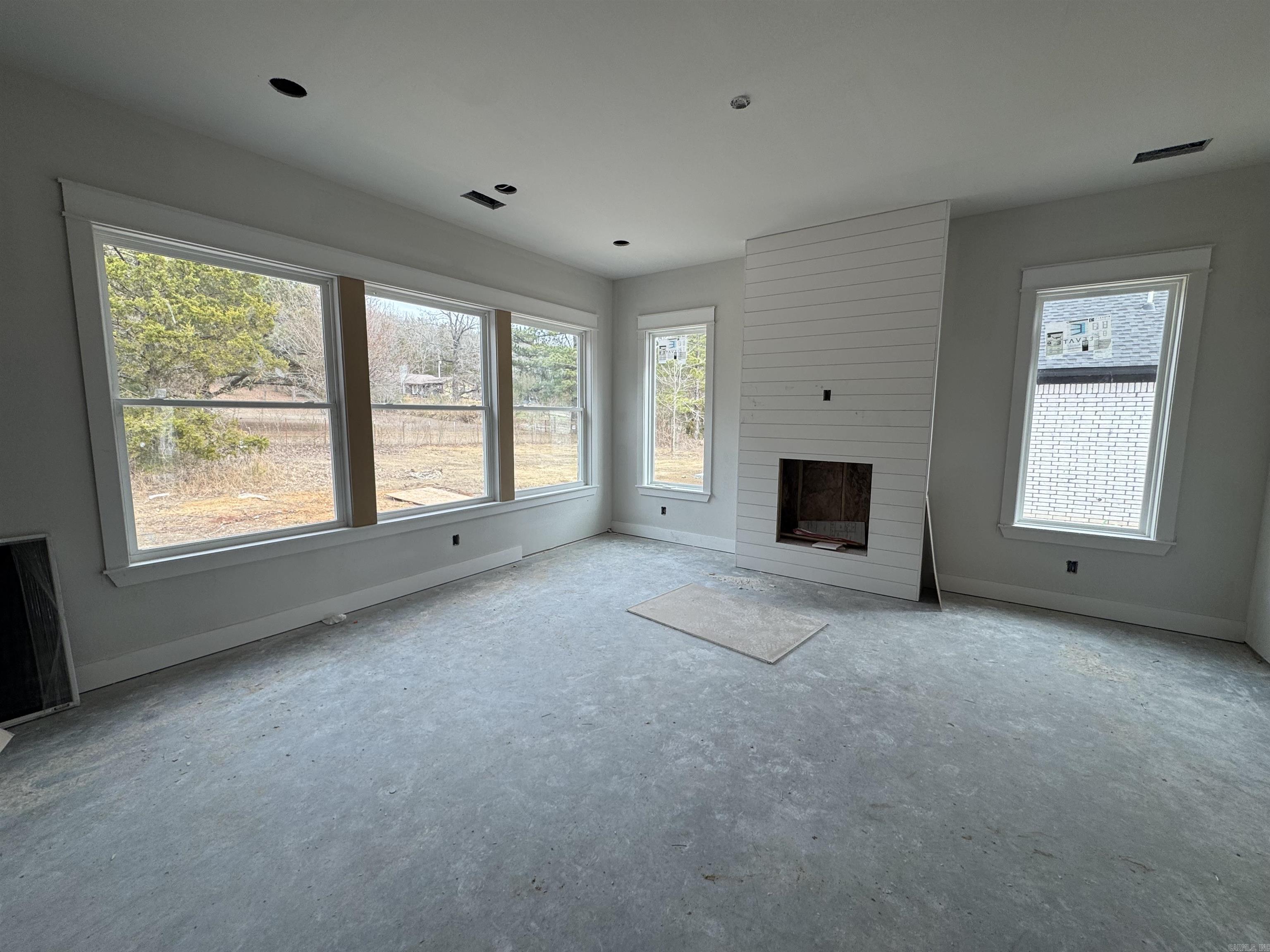 9 Ridge View Street Property Photo 4