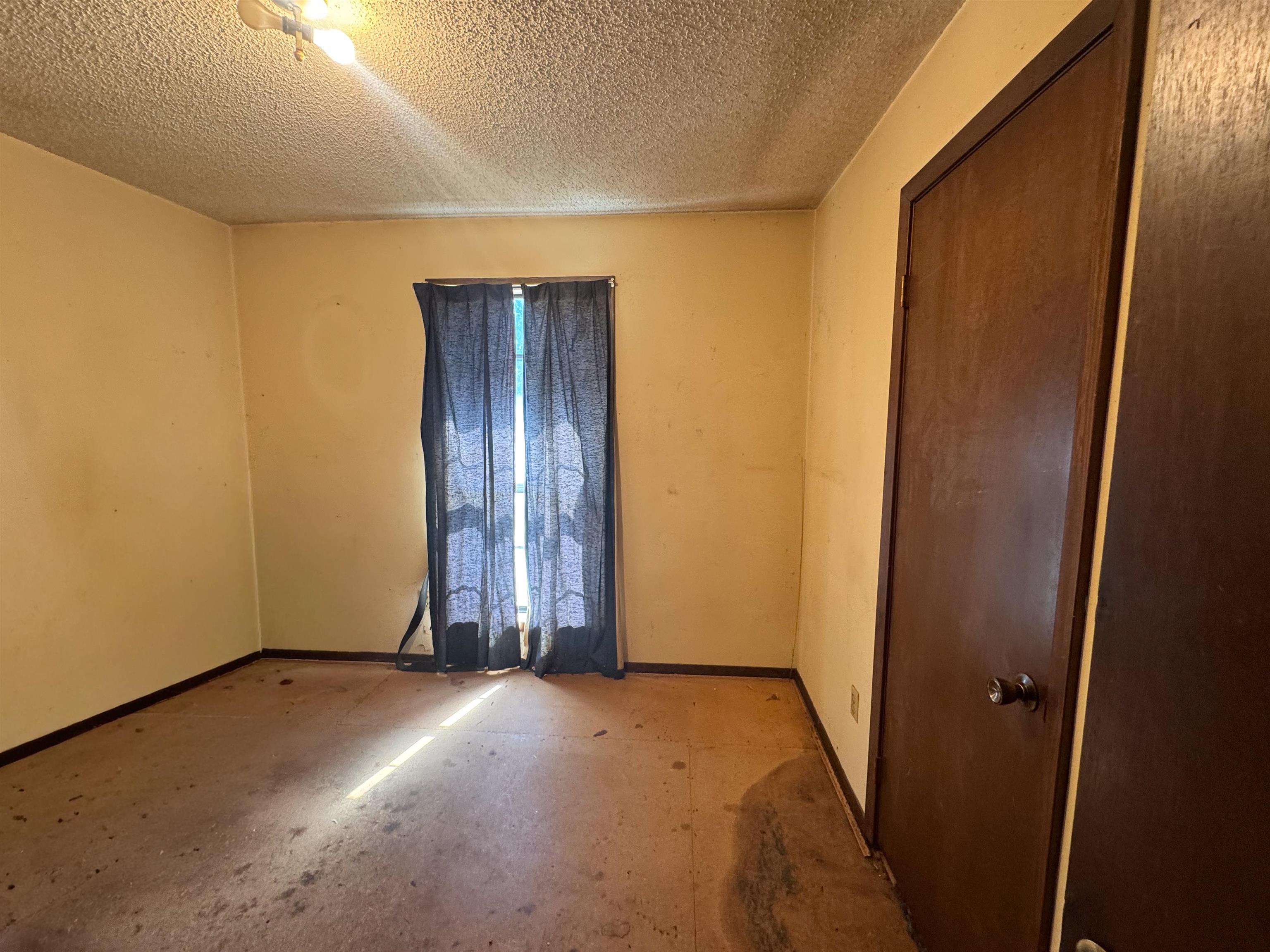 153 Sara Circle Property Photo 7