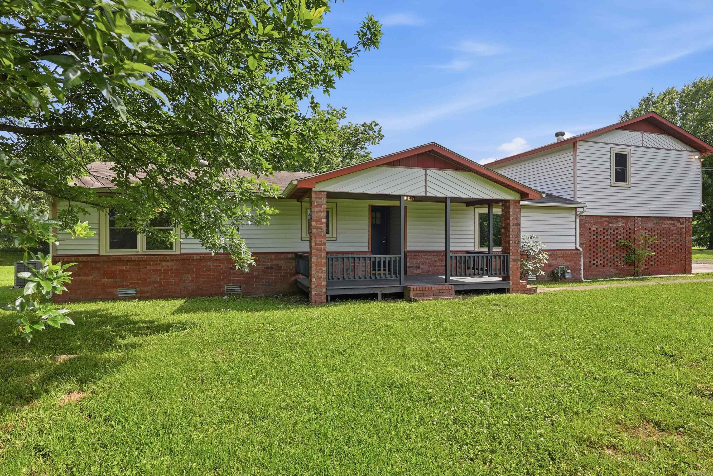 1170 Jimmy Lile Property Photo 1