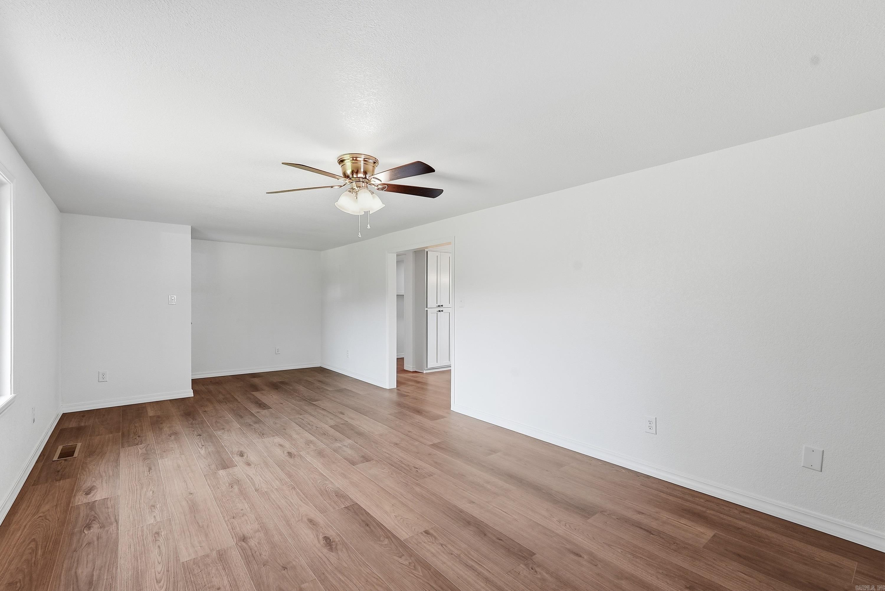 1170 Jimmy Lile Property Photo 11