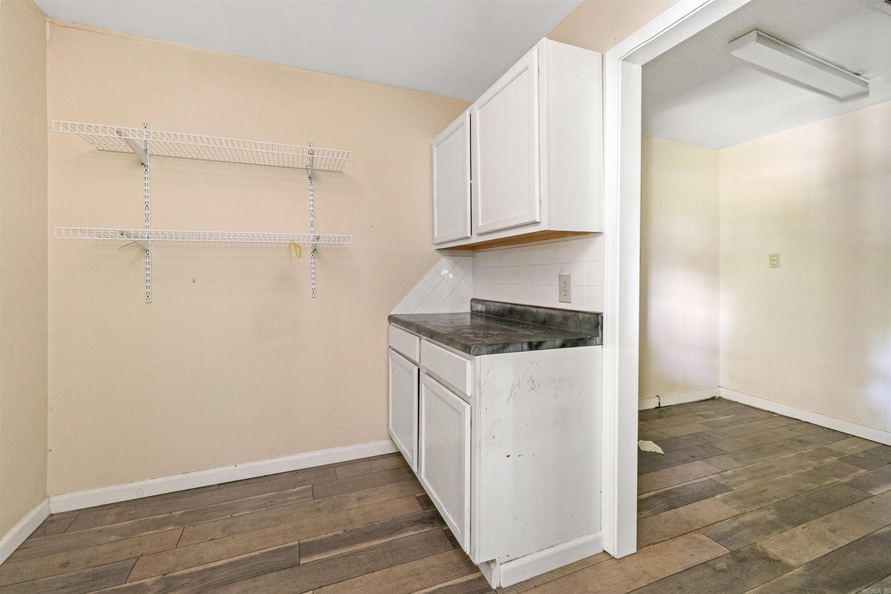1925 W Lakeview Drive Property Photo 15