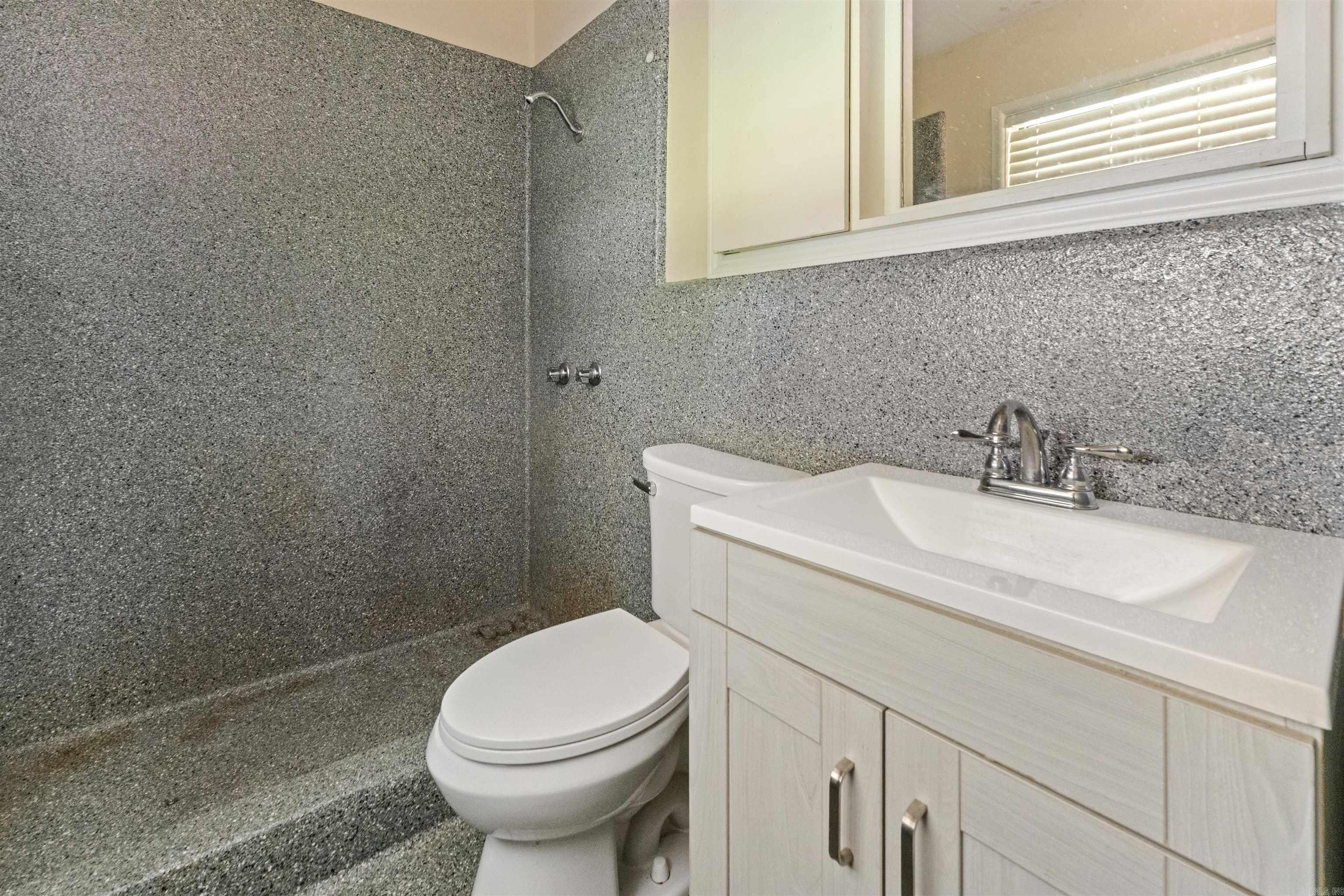 1925 W Lakeview Drive Property Photo 20