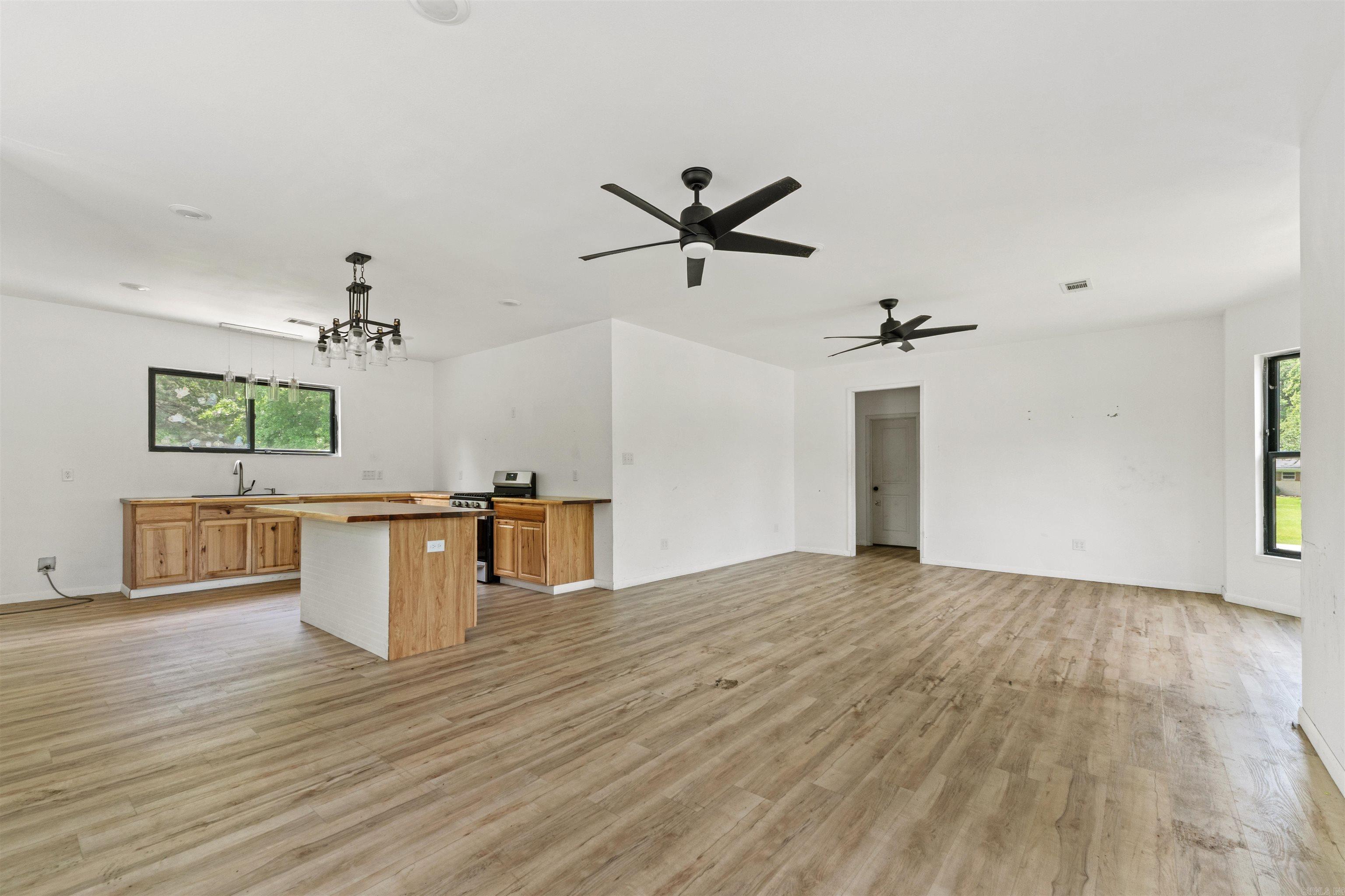 1925 W Lakeview Drive Property Photo 31