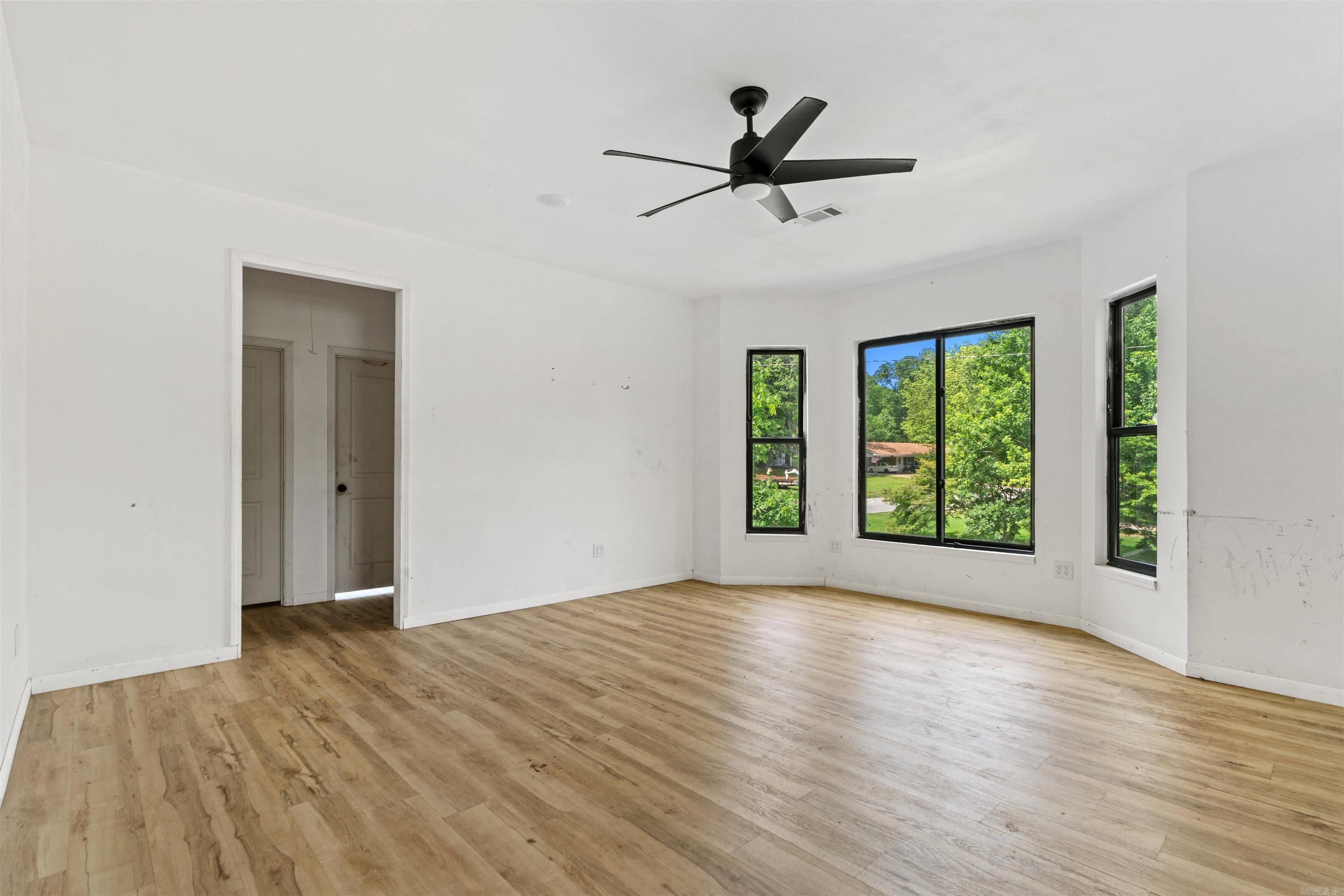 1925 W Lakeview Drive Property Photo 37