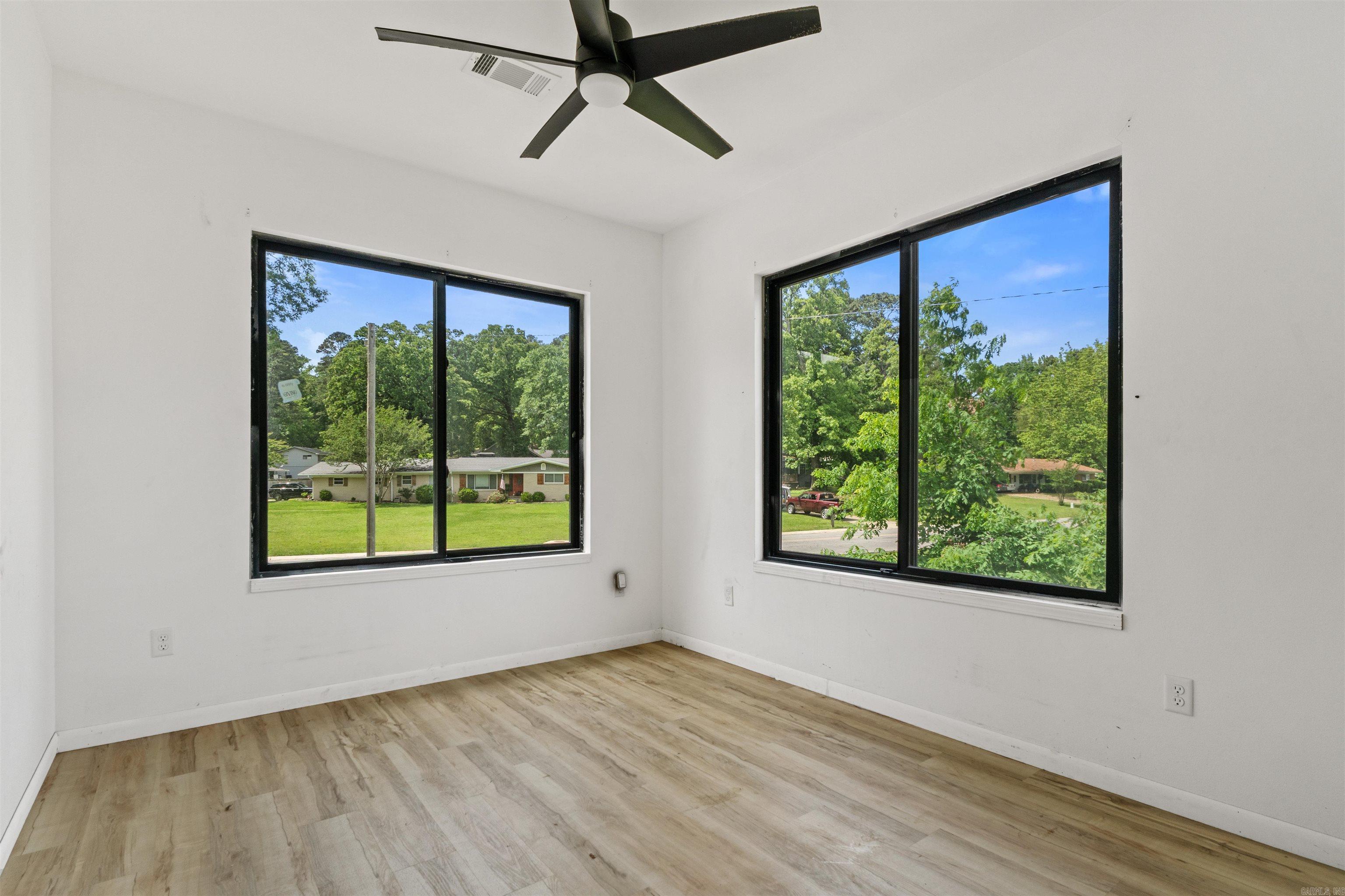1925 W Lakeview Drive Property Photo 39