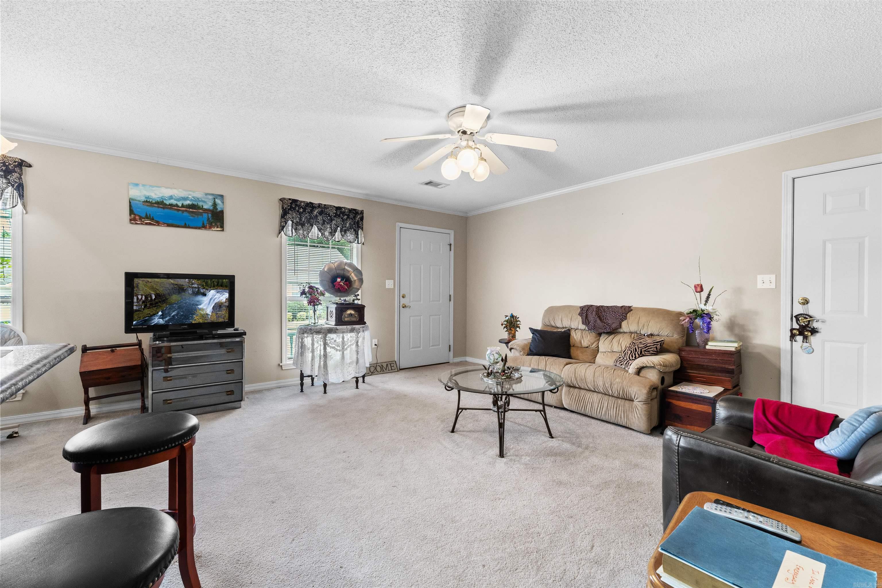 115 River Oaks Commons Property Photo 5