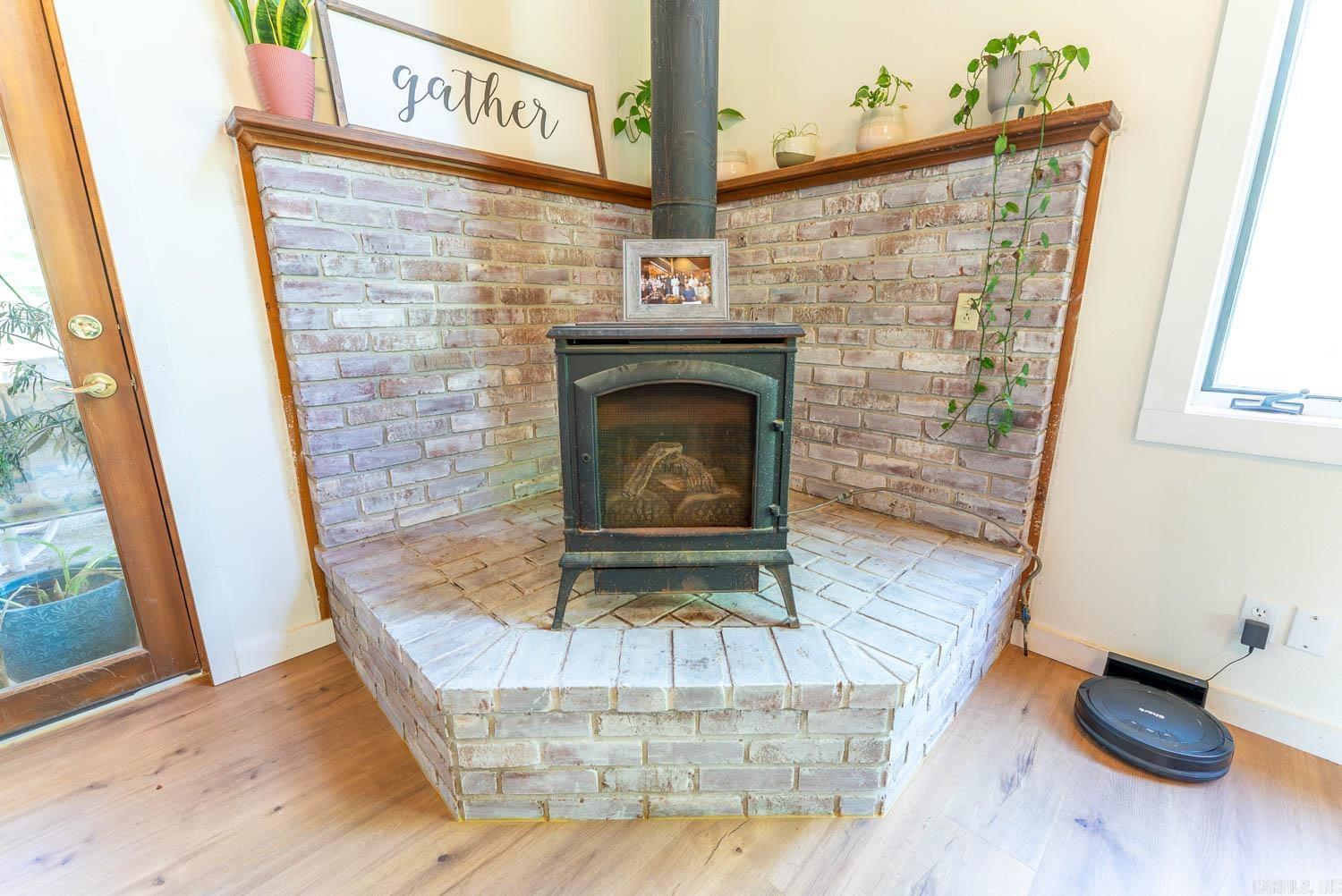 3991 Highway W Property Photo 9