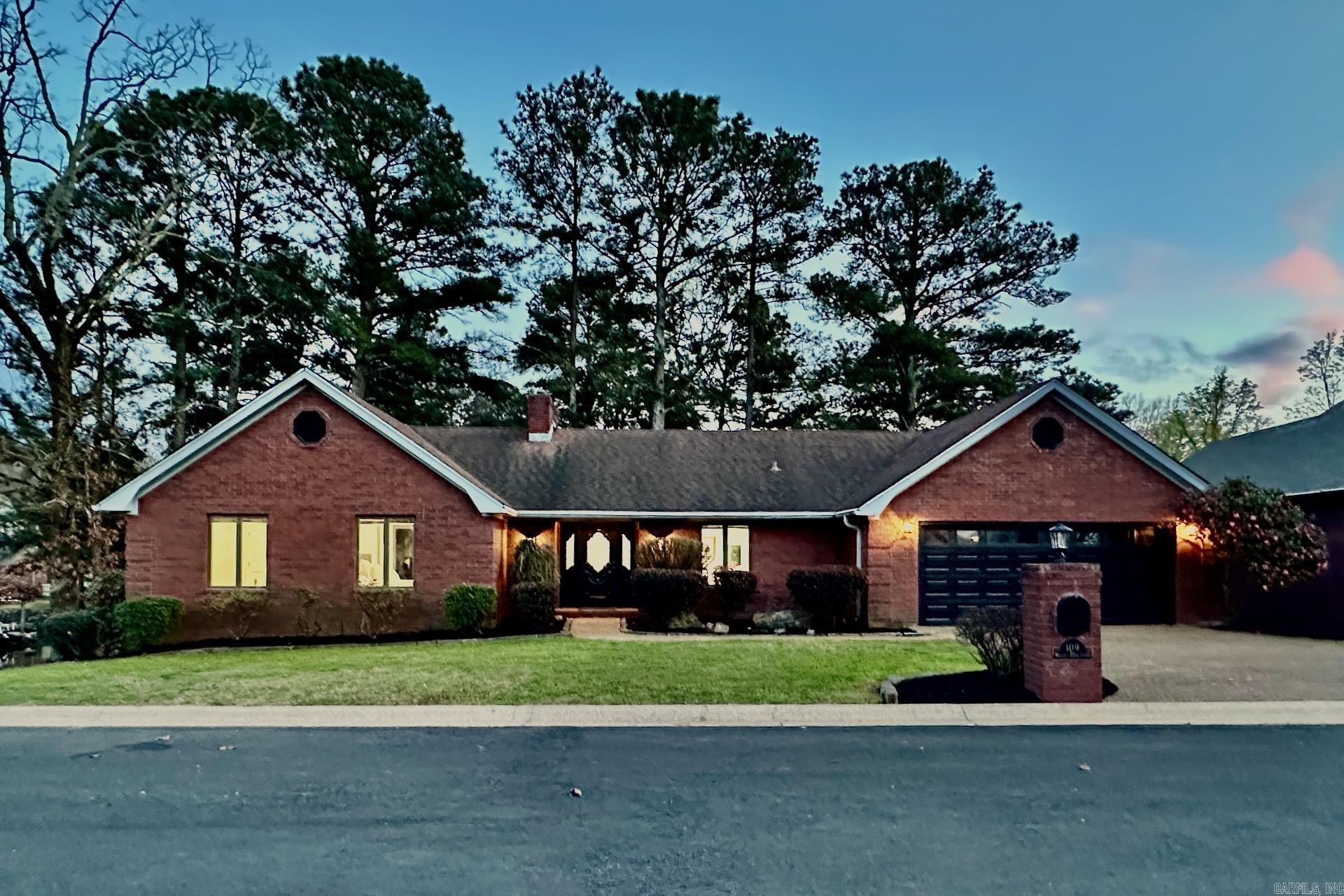109 Waters Edge Cv Property Photo 5
