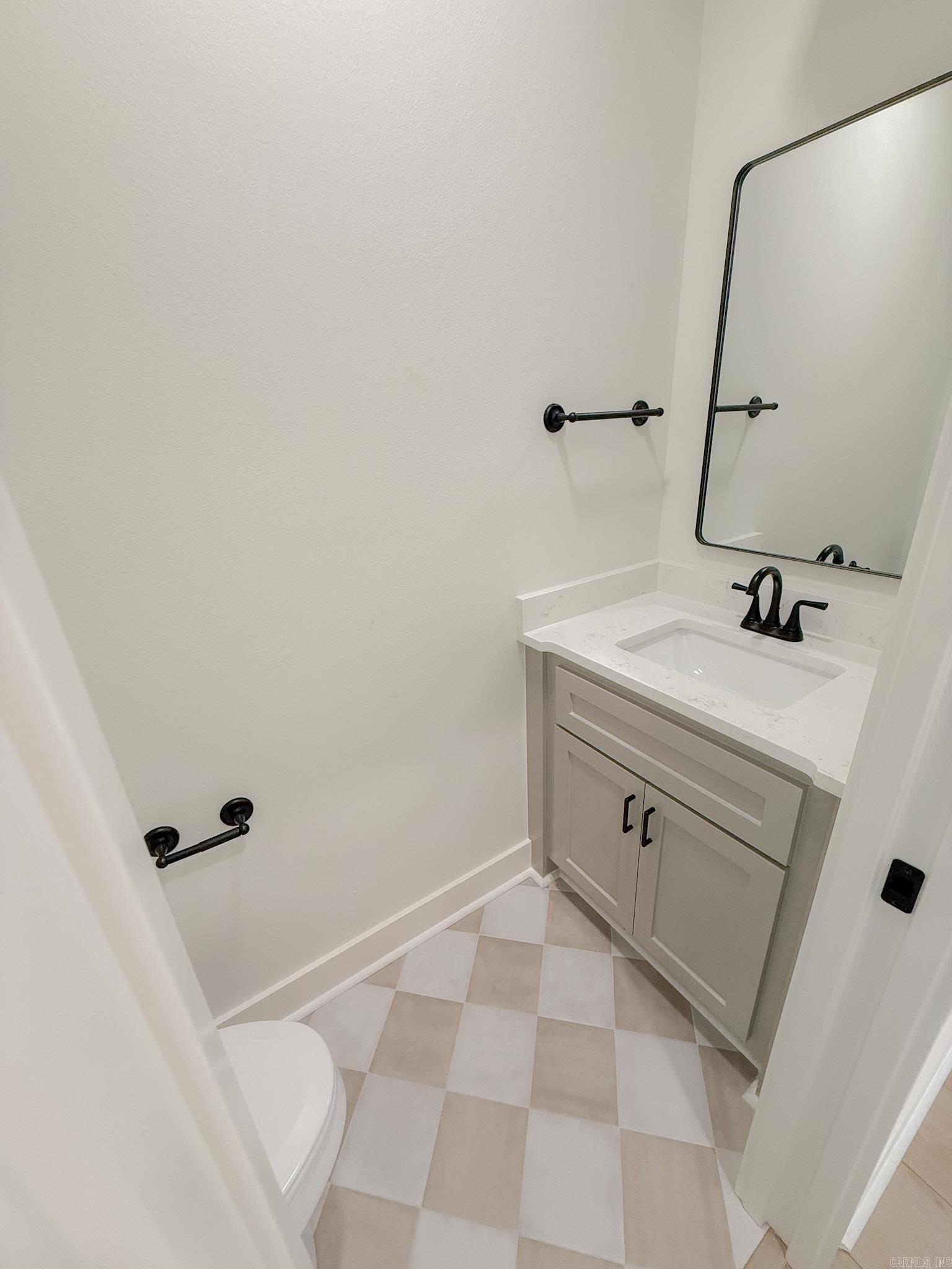 1 Camelot Court Property Photo 7