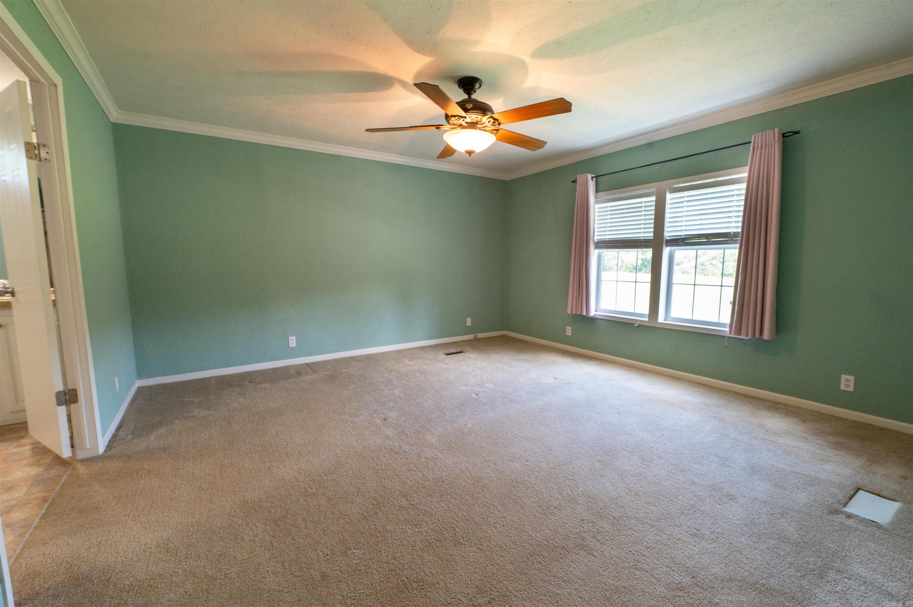 35 Petes Place Property Photo 11