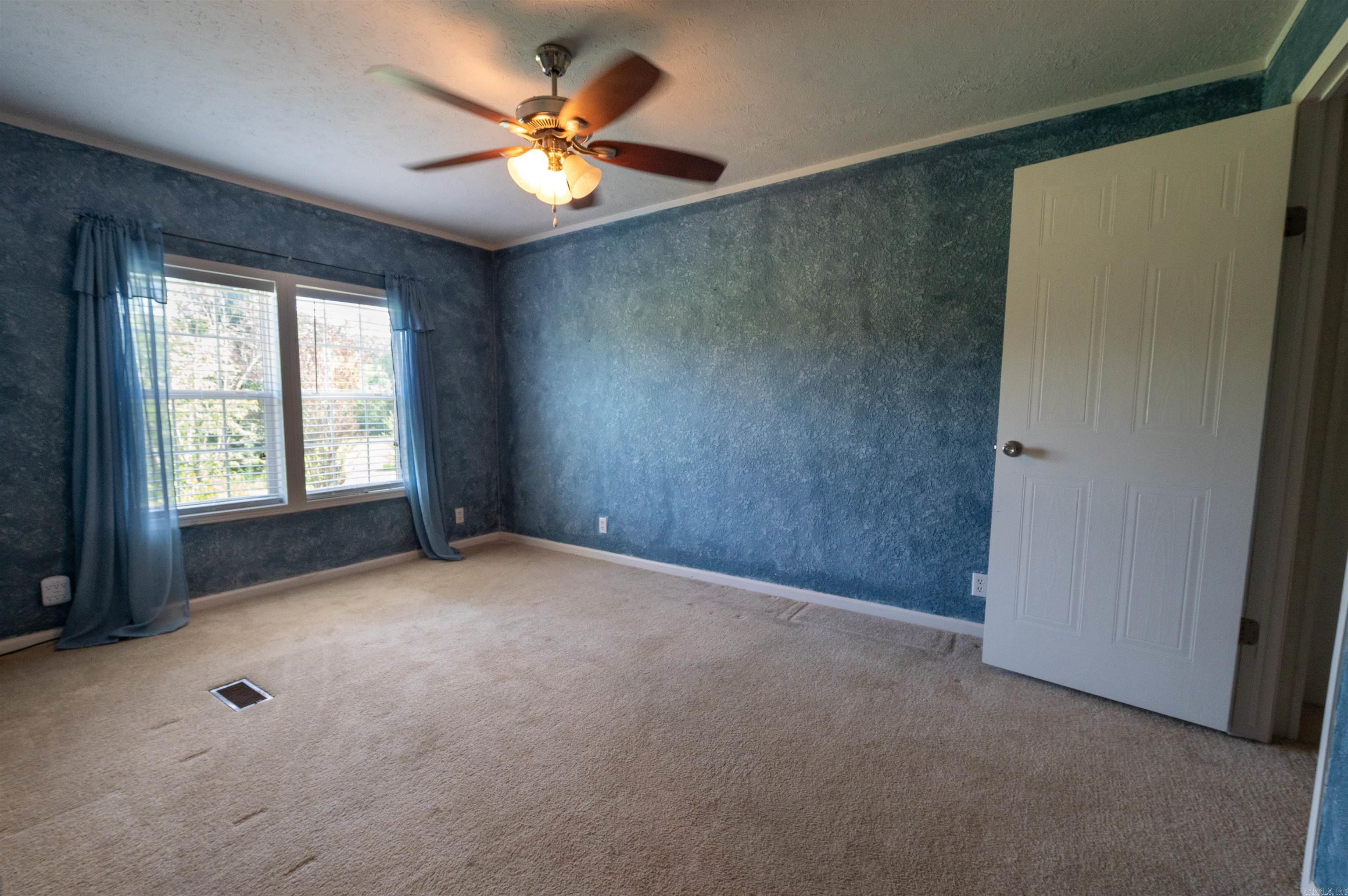 35 Petes Place Property Photo 15