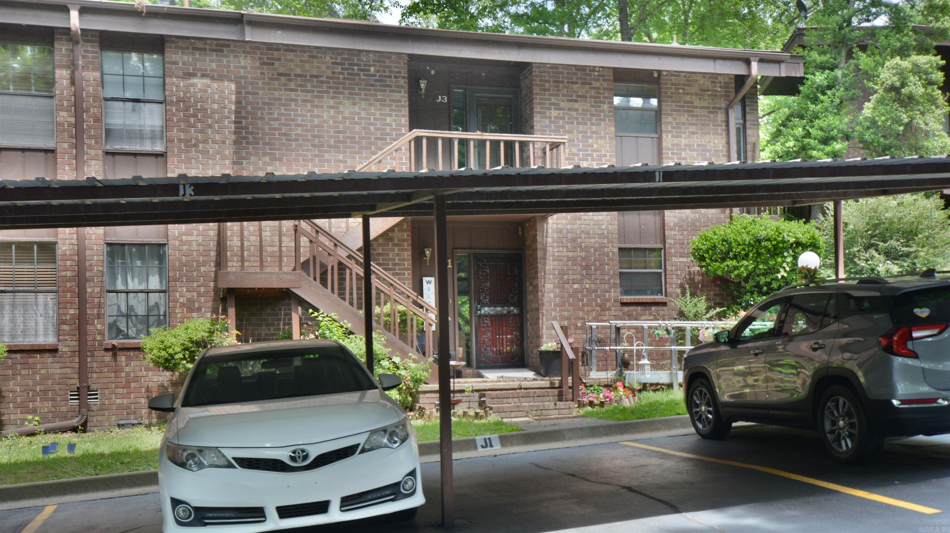 2315 LAKESHORE Drive J-3 Property Photo 1