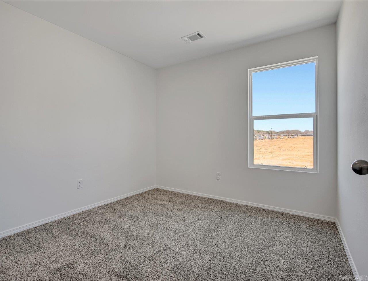 360 Moonlight Graham Boulevard Property Photo 15