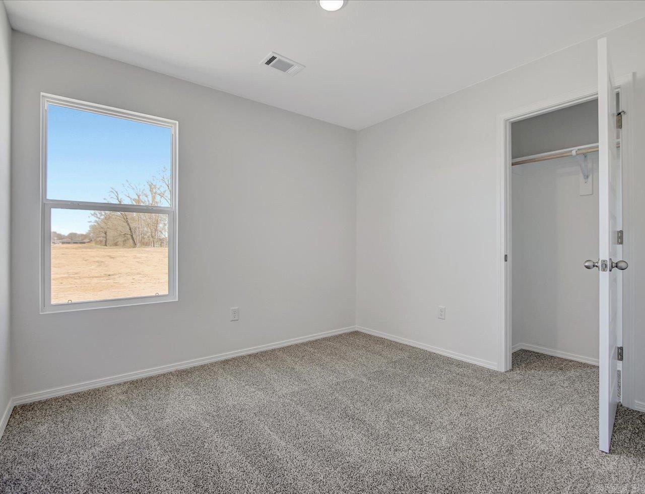 360 Moonlight Graham Boulevard Property Photo 16