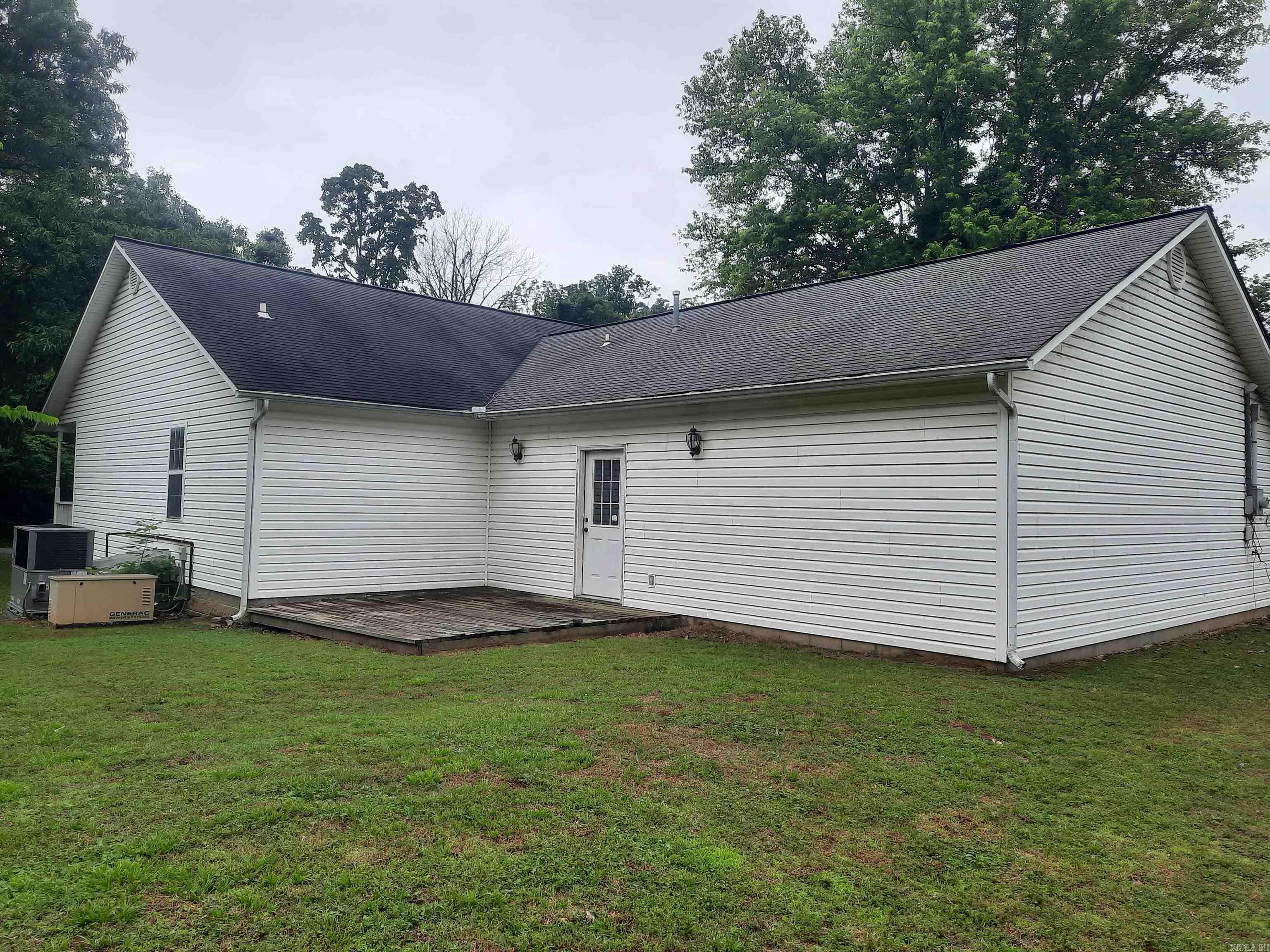 615 Jackson Property Photo 3