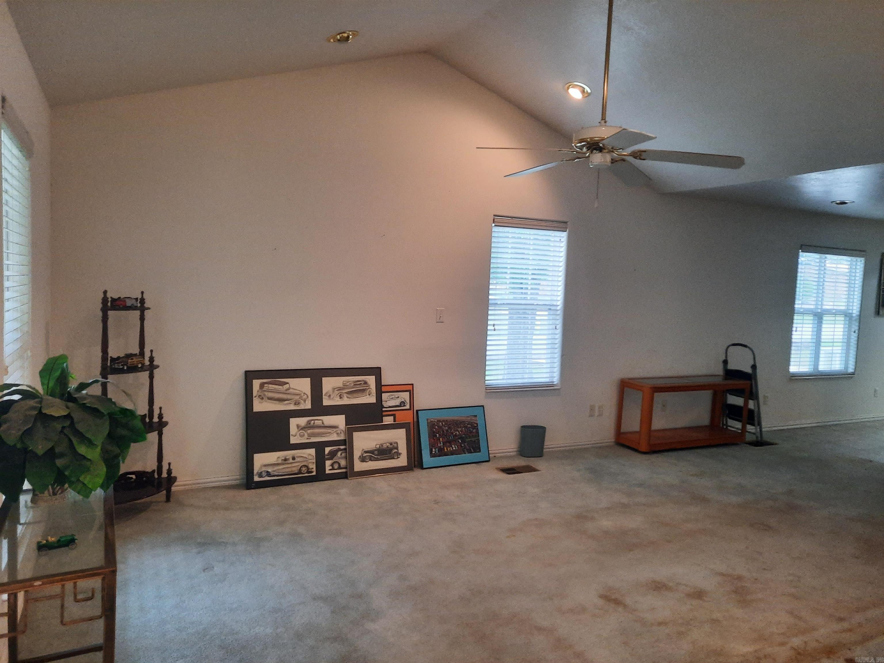 615 Jackson Property Photo 15