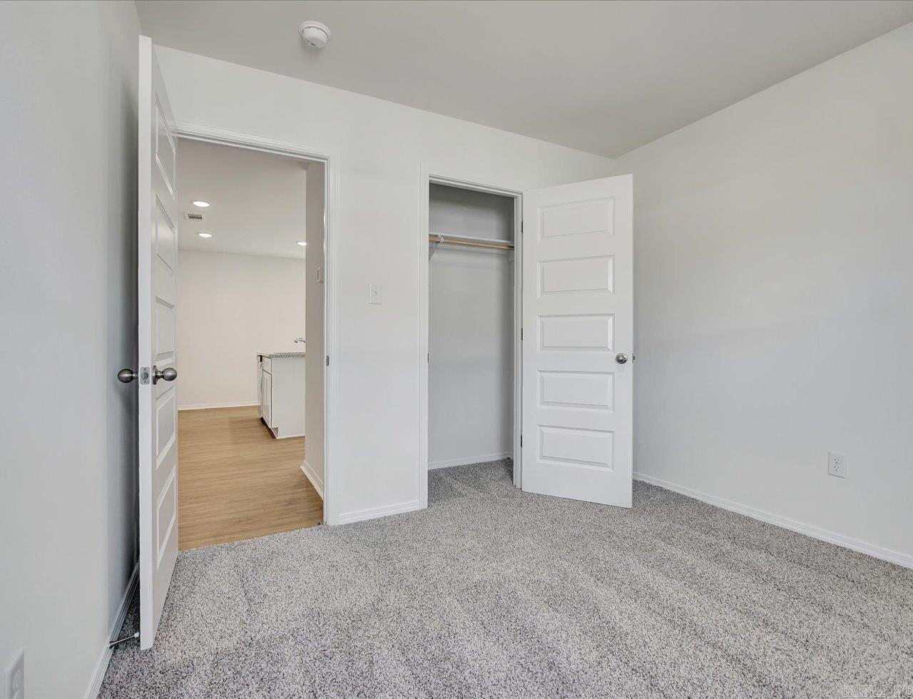 370 Moonlight Graham Boulevard Property Photo 16