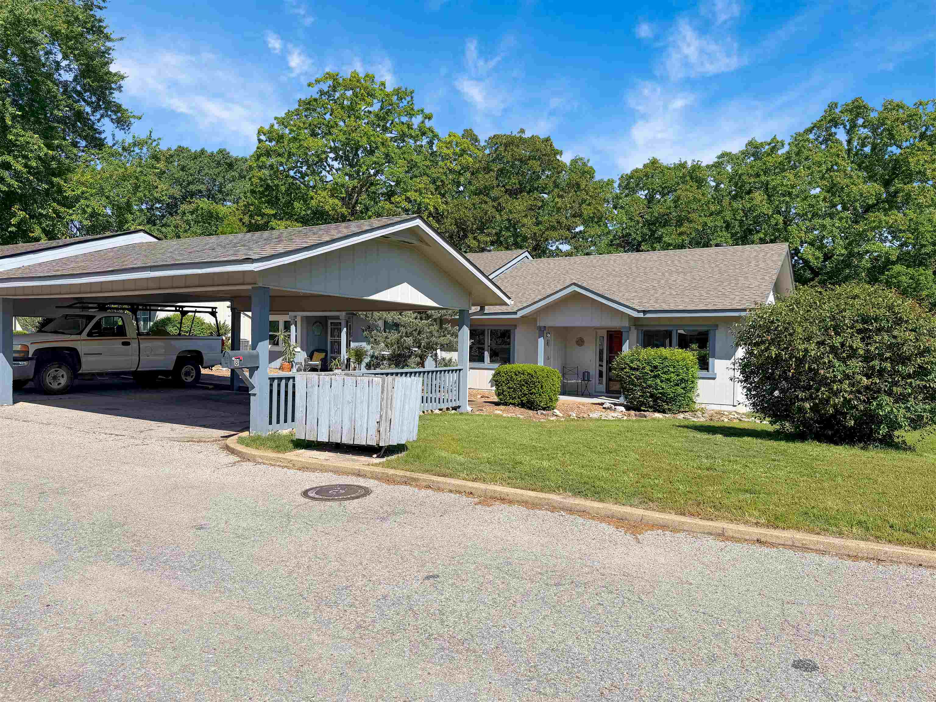 8 Spring River Lane Property Photo 1