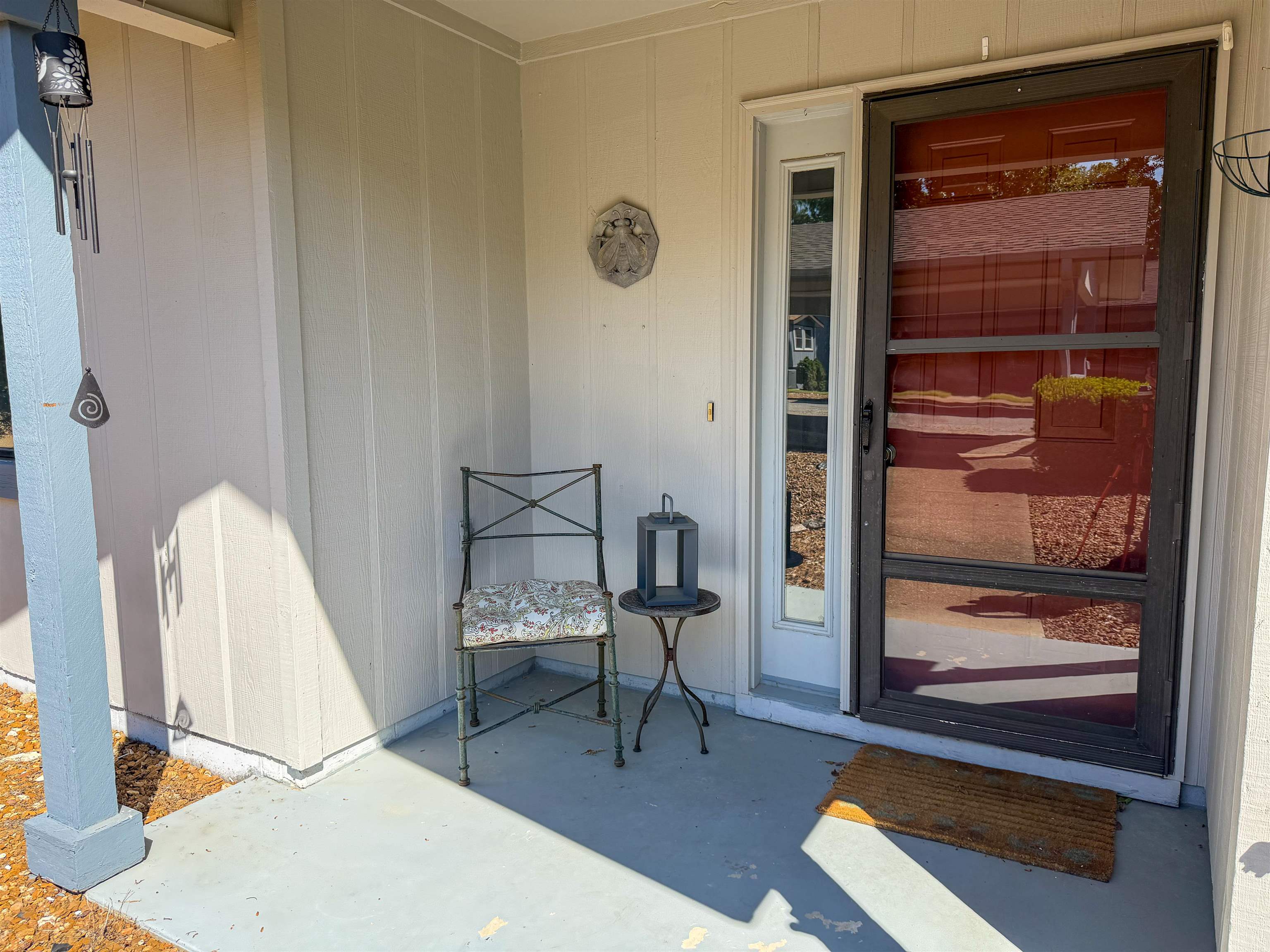 8 Spring River Lane Property Photo 6