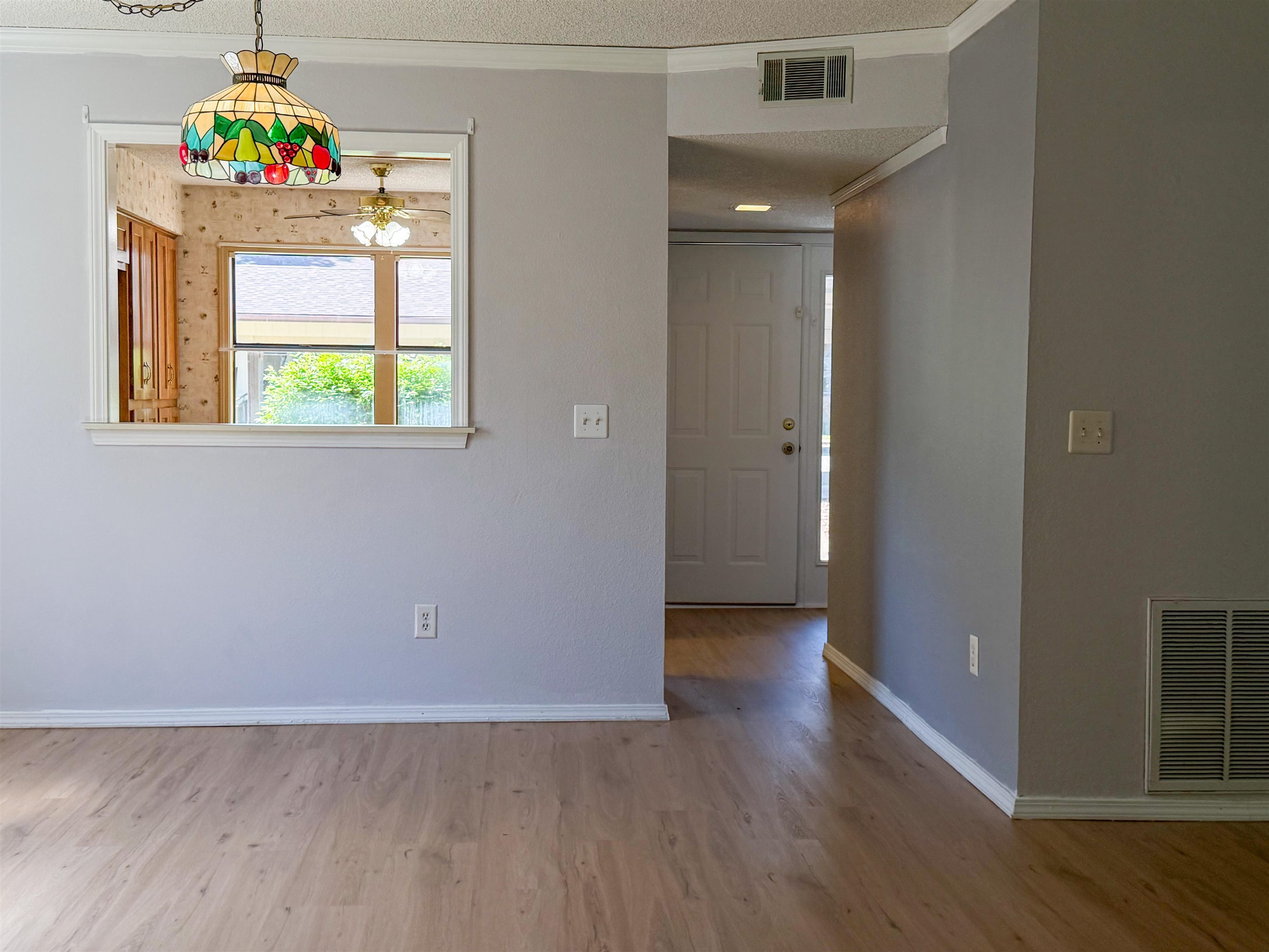 8 Spring River Lane Property Photo 9