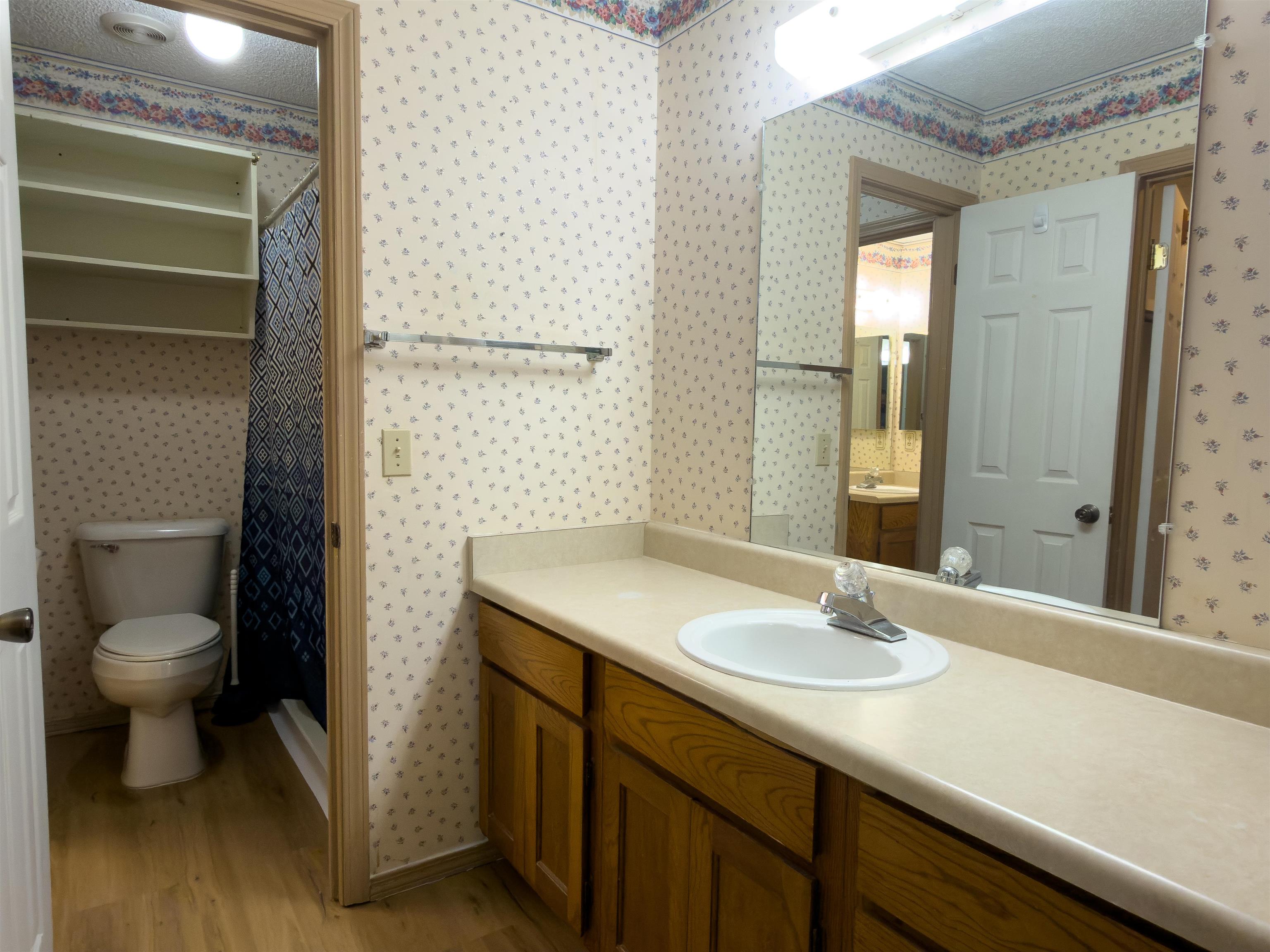 8 Spring River Lane Property Photo 17