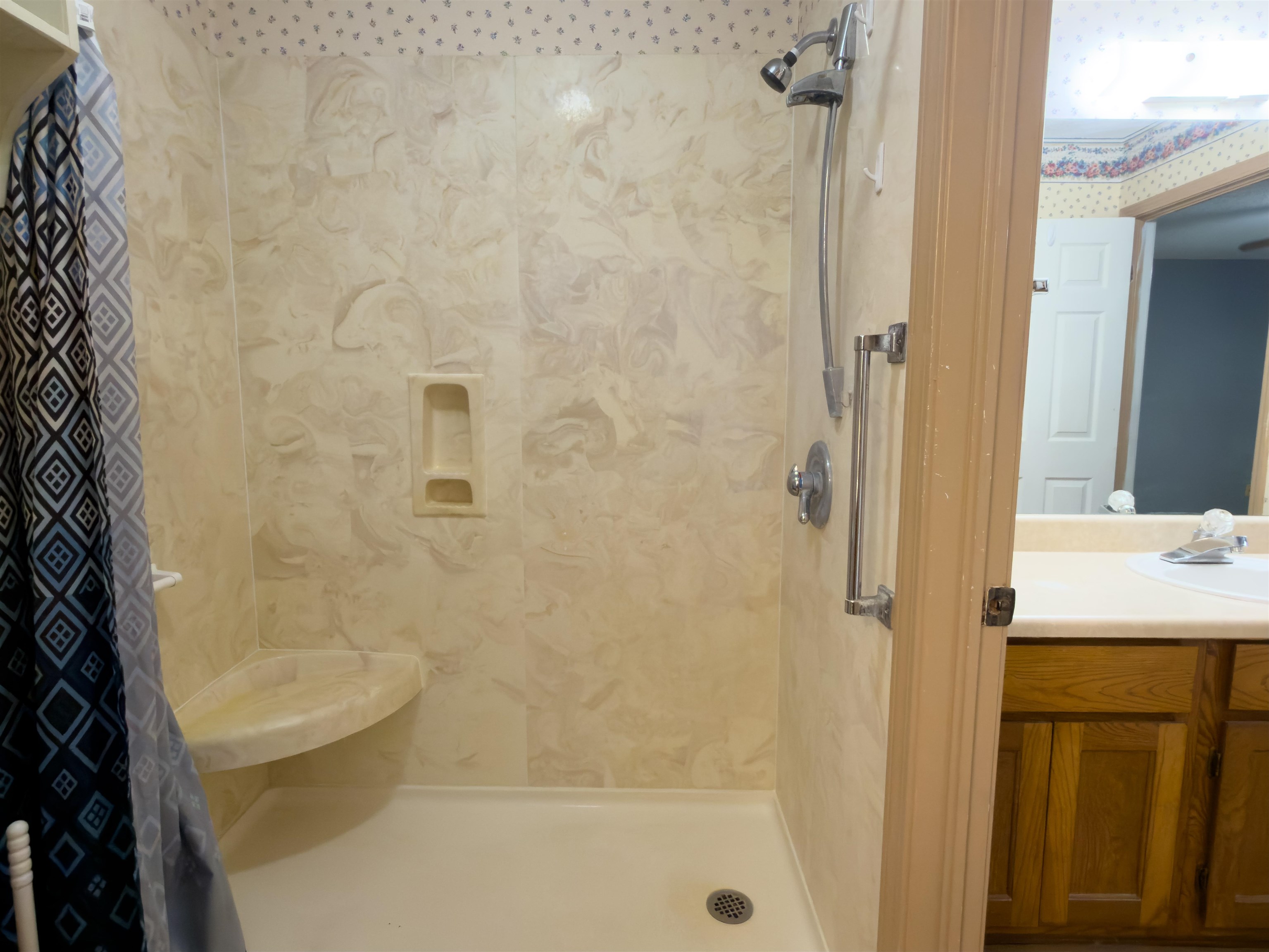 8 Spring River Lane Property Photo 18