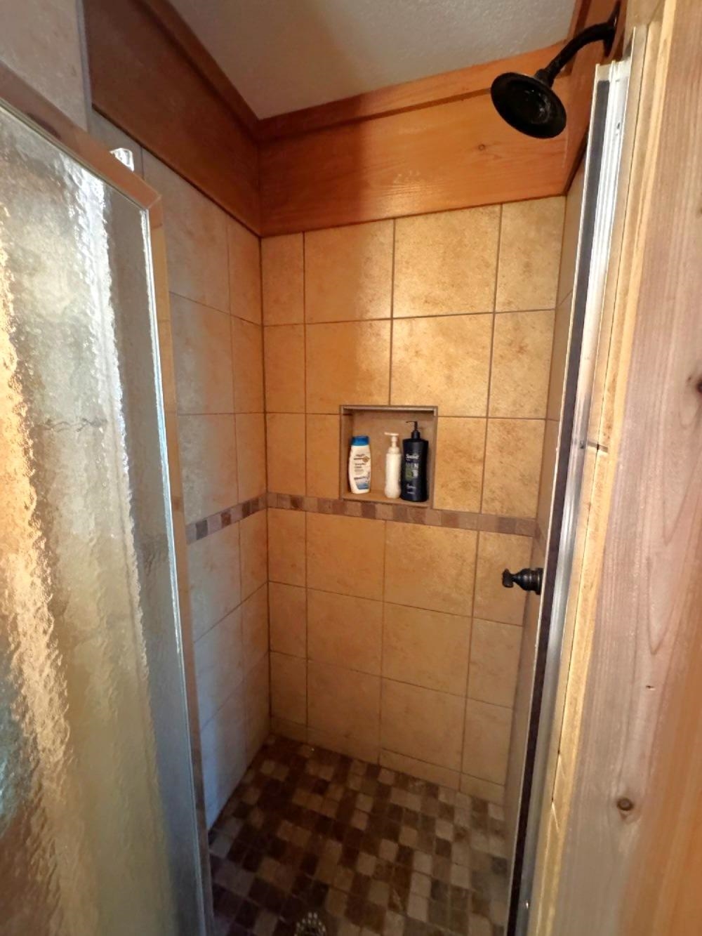 236 E Lakeshore Drive Property Photo 25