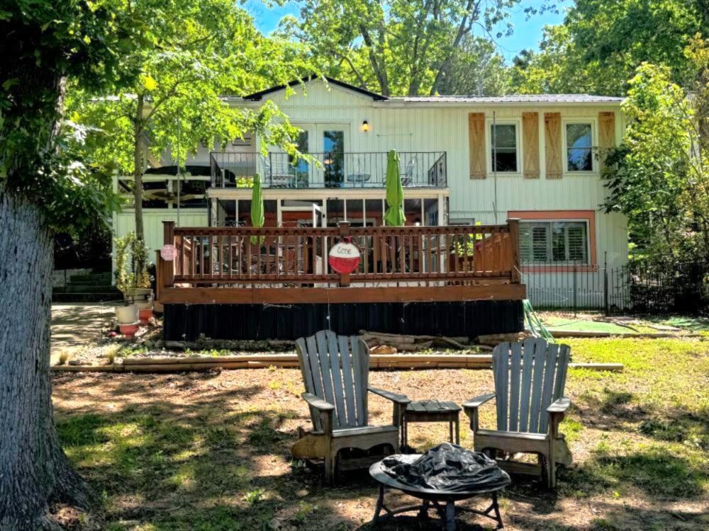 236 E Lakeshore Drive Property Photo 32