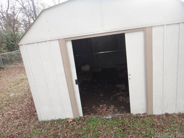 609 W Vine Avenue Property Photo 18