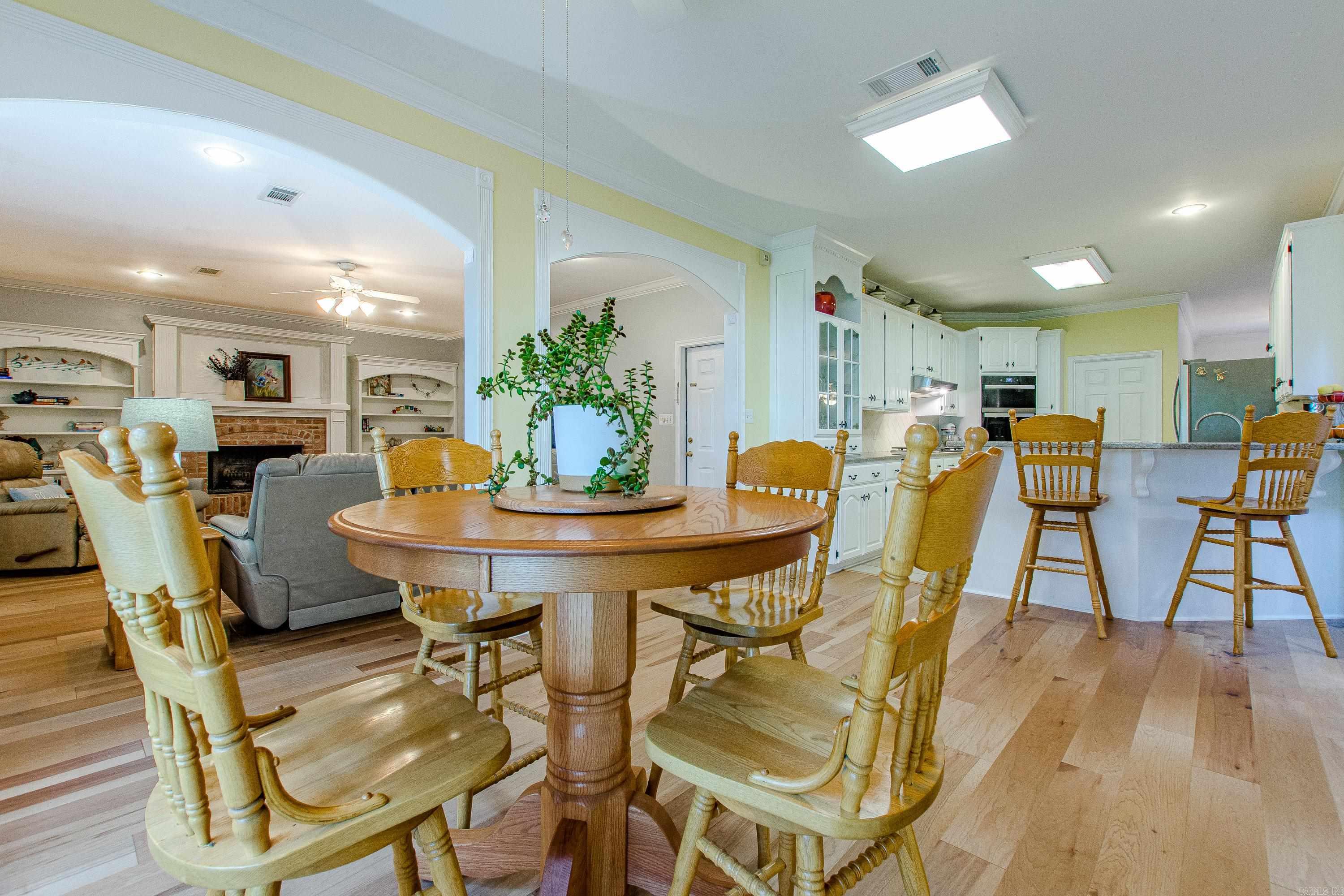 11408 Willow Beach Road Property Photo 12