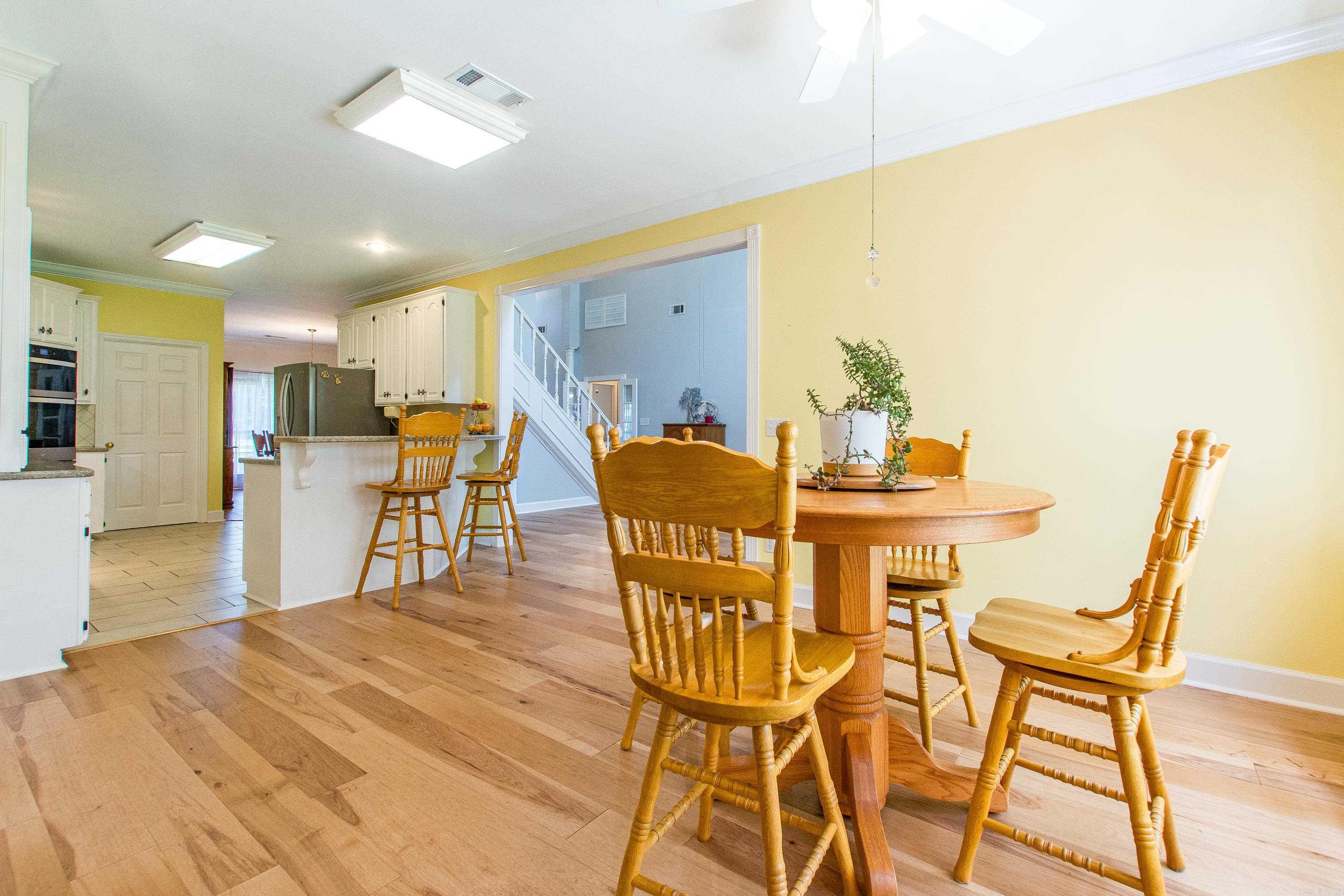 11408 Willow Beach Road Property Photo 13
