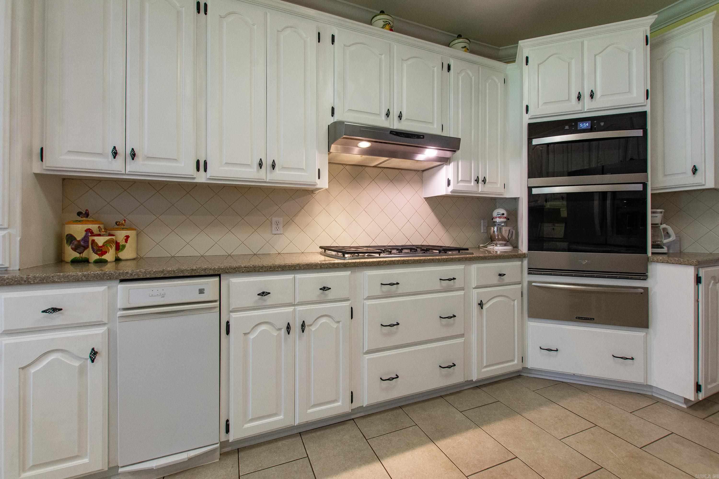 11408 Willow Beach Road Property Photo 17