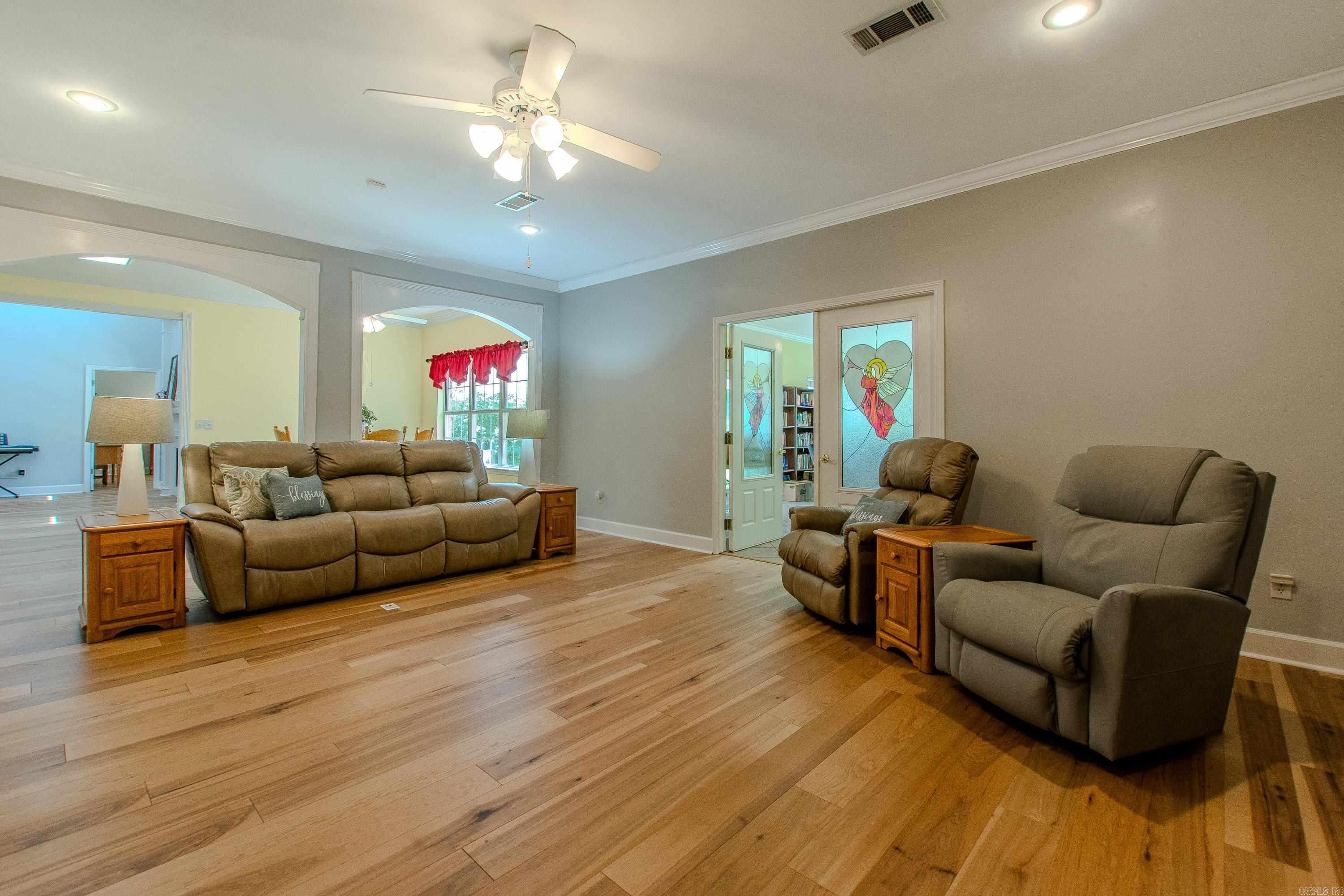 11408 Willow Beach Road Property Photo 27