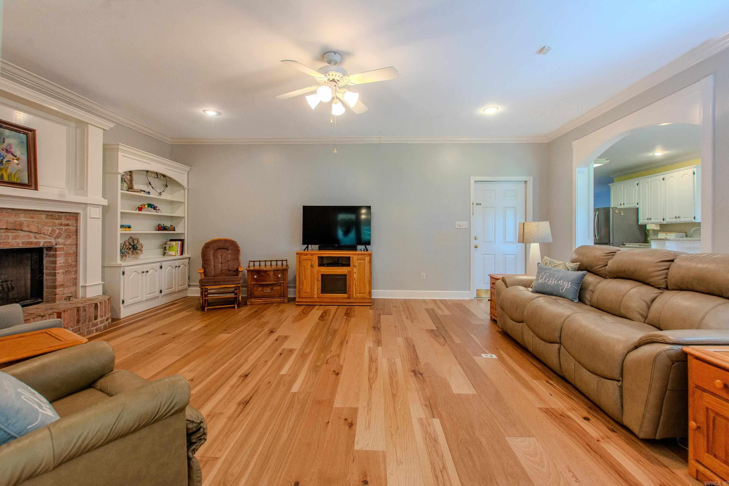 11408 Willow Beach Road Property Photo 28