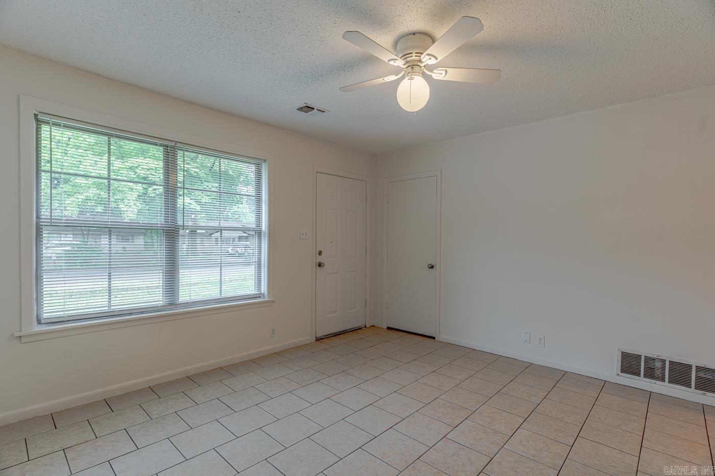 1704 Rosemond Avenue Property Photo 7