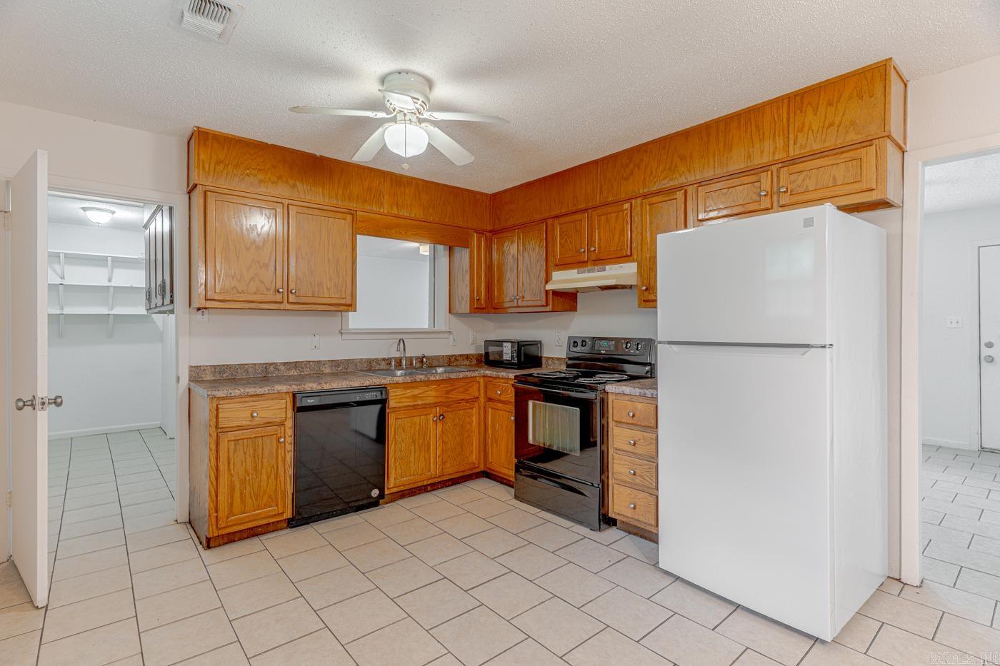 1704 Rosemond Avenue Property Photo 14