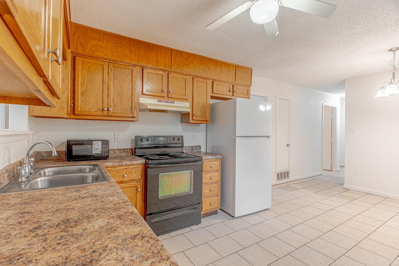 1704 Rosemond Avenue Property Photo 15