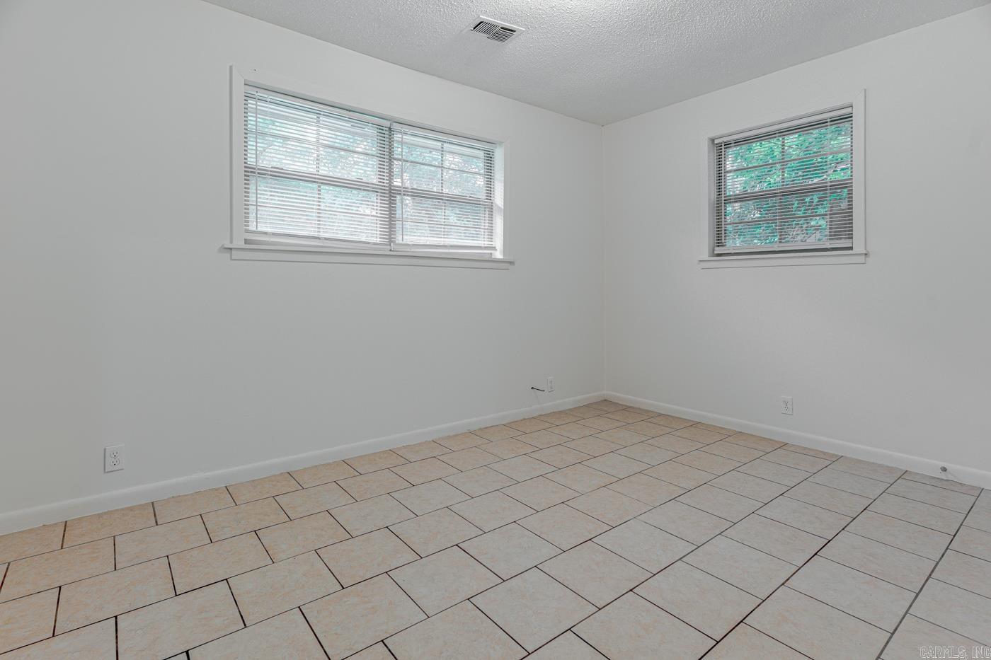 1704 Rosemond Avenue Property Photo 22