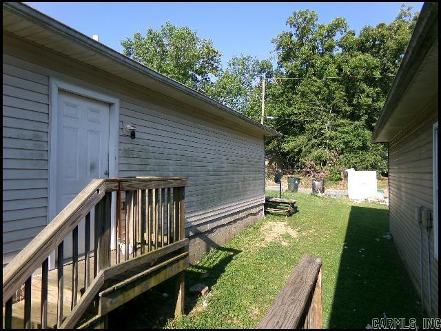 3215 Ludwig Unit B Property Photo 21