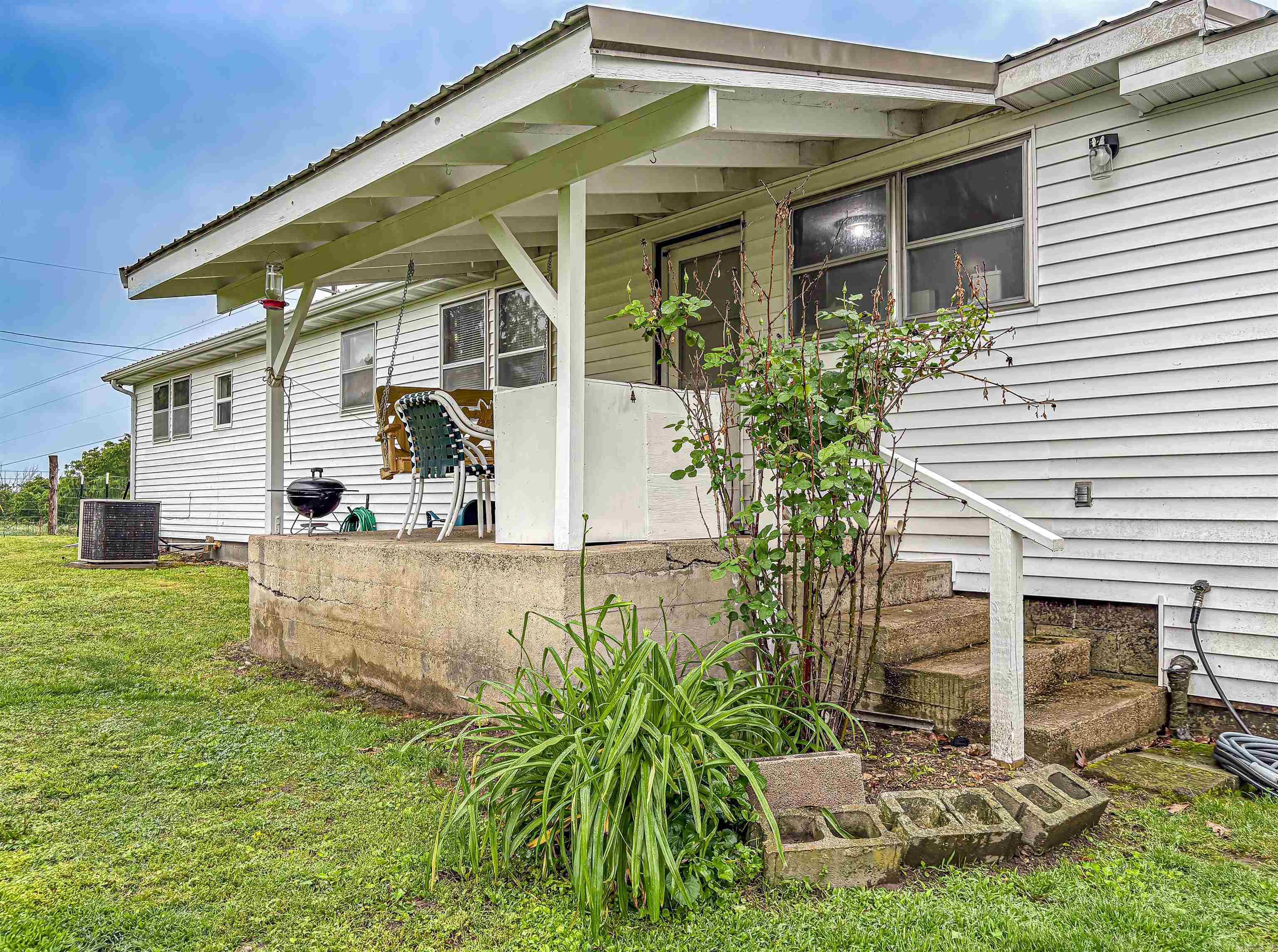 1095 Hwy 235 Property Photo 5