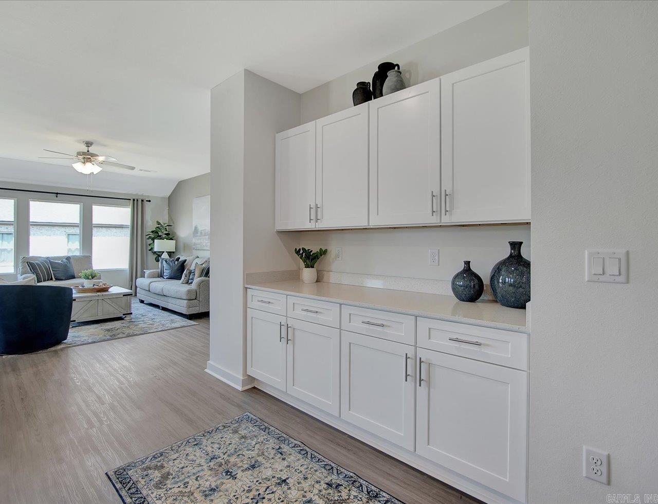 37 Wolfsbridge Loop Property Photo 10