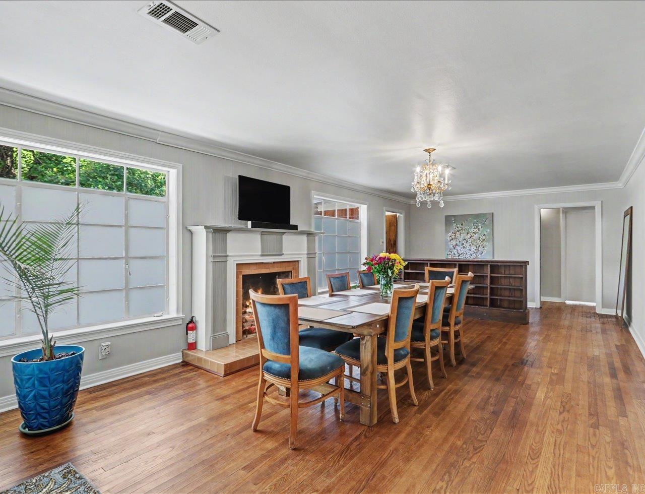 305 Vineyard Street Property Photo 4