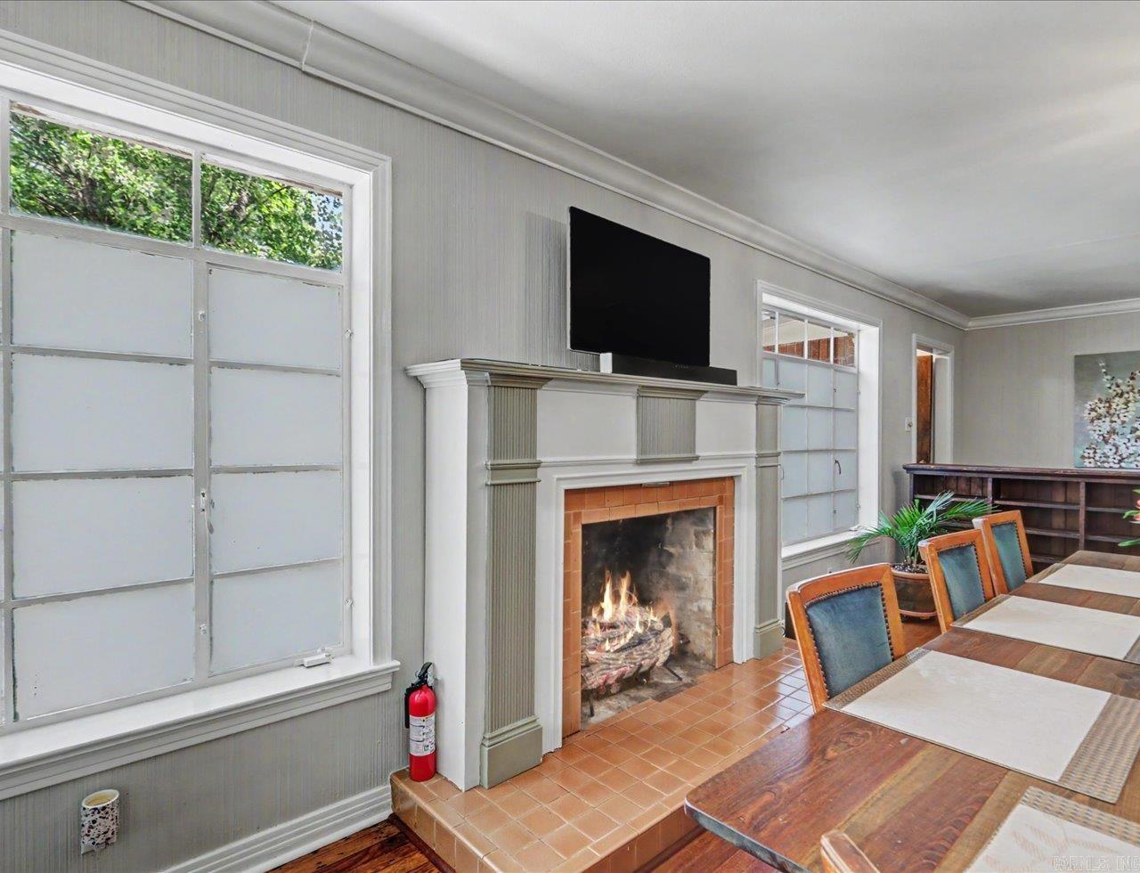 305 Vineyard Street Property Photo 5