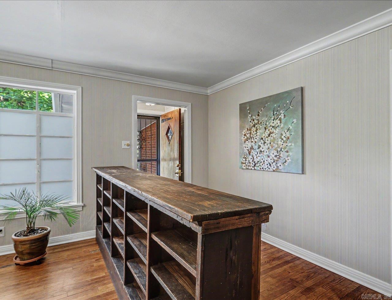 305 Vineyard Street Property Photo 6