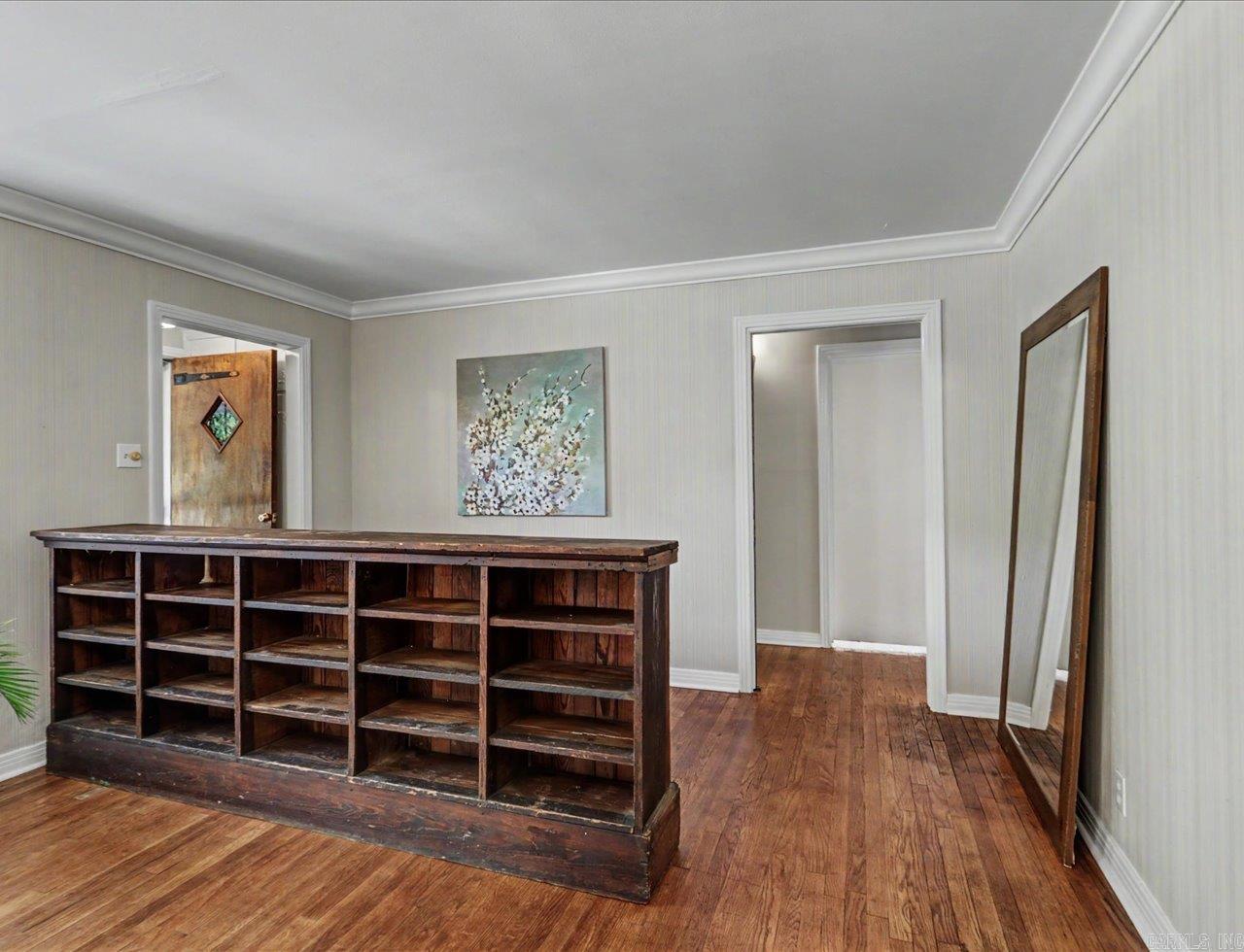 305 Vineyard Street Property Photo 7