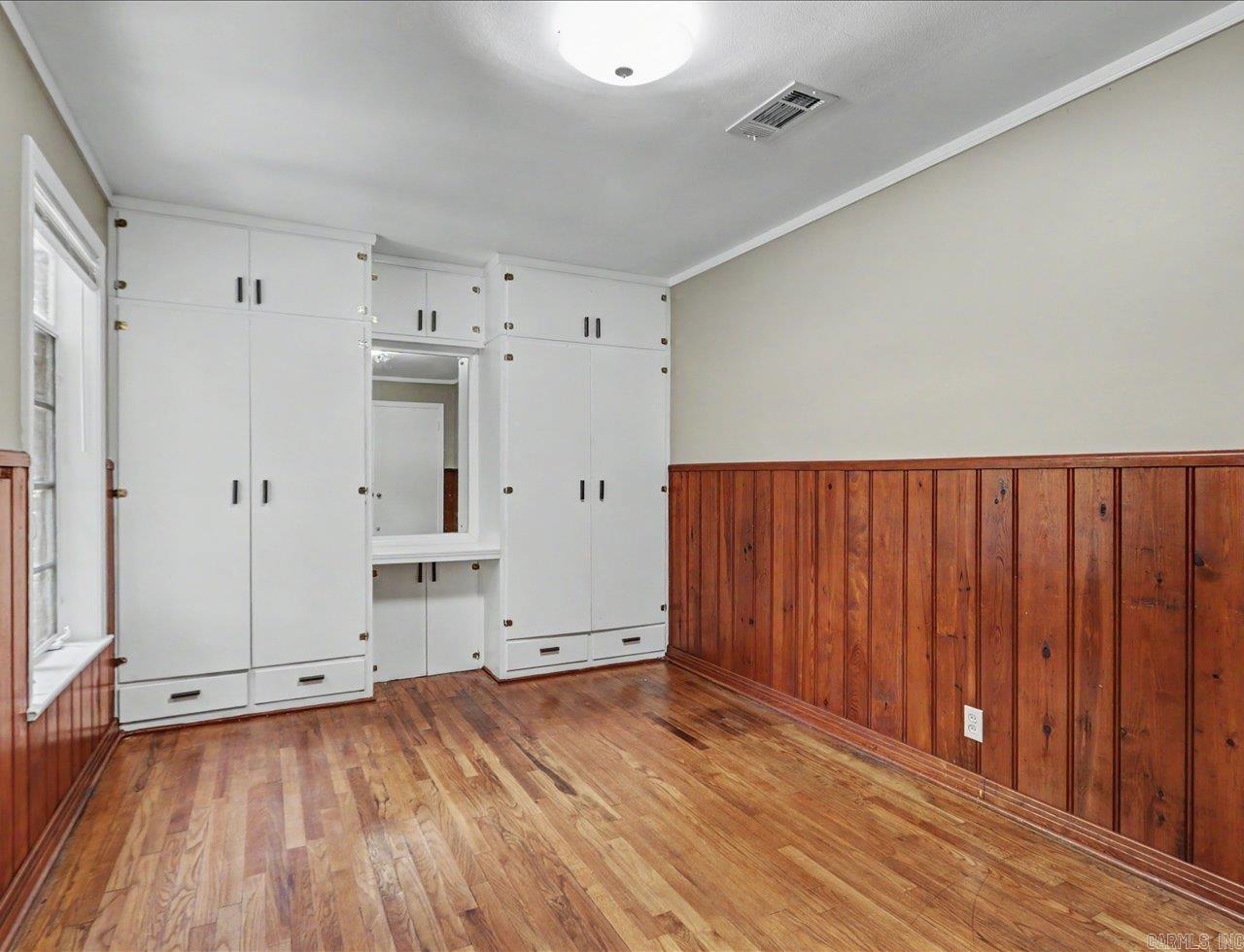 305 Vineyard Street Property Photo 32